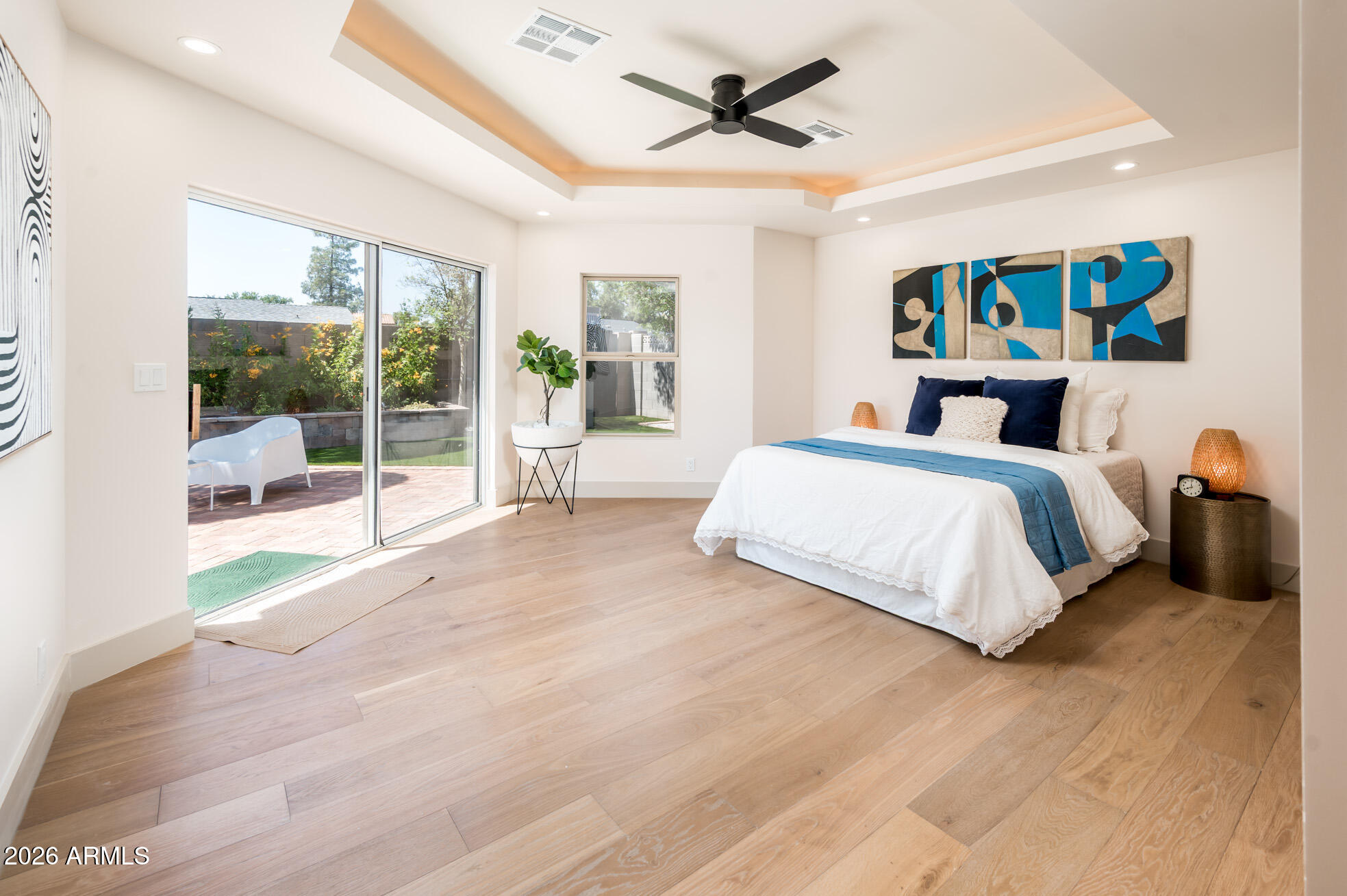 8407 E RANCHO VISTA Drive