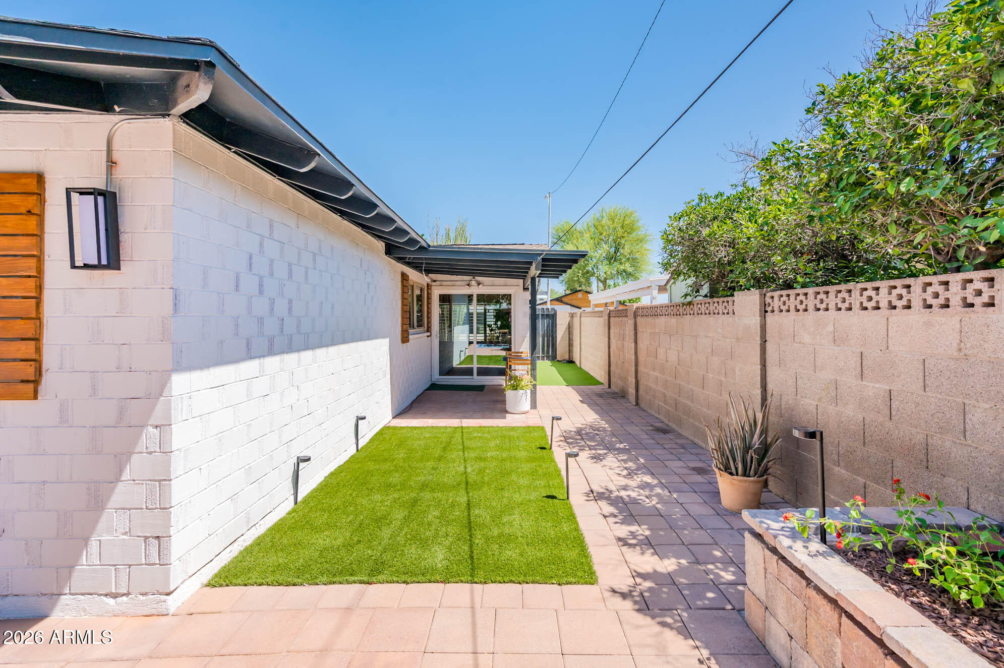 8407 E RANCHO VISTA Drive