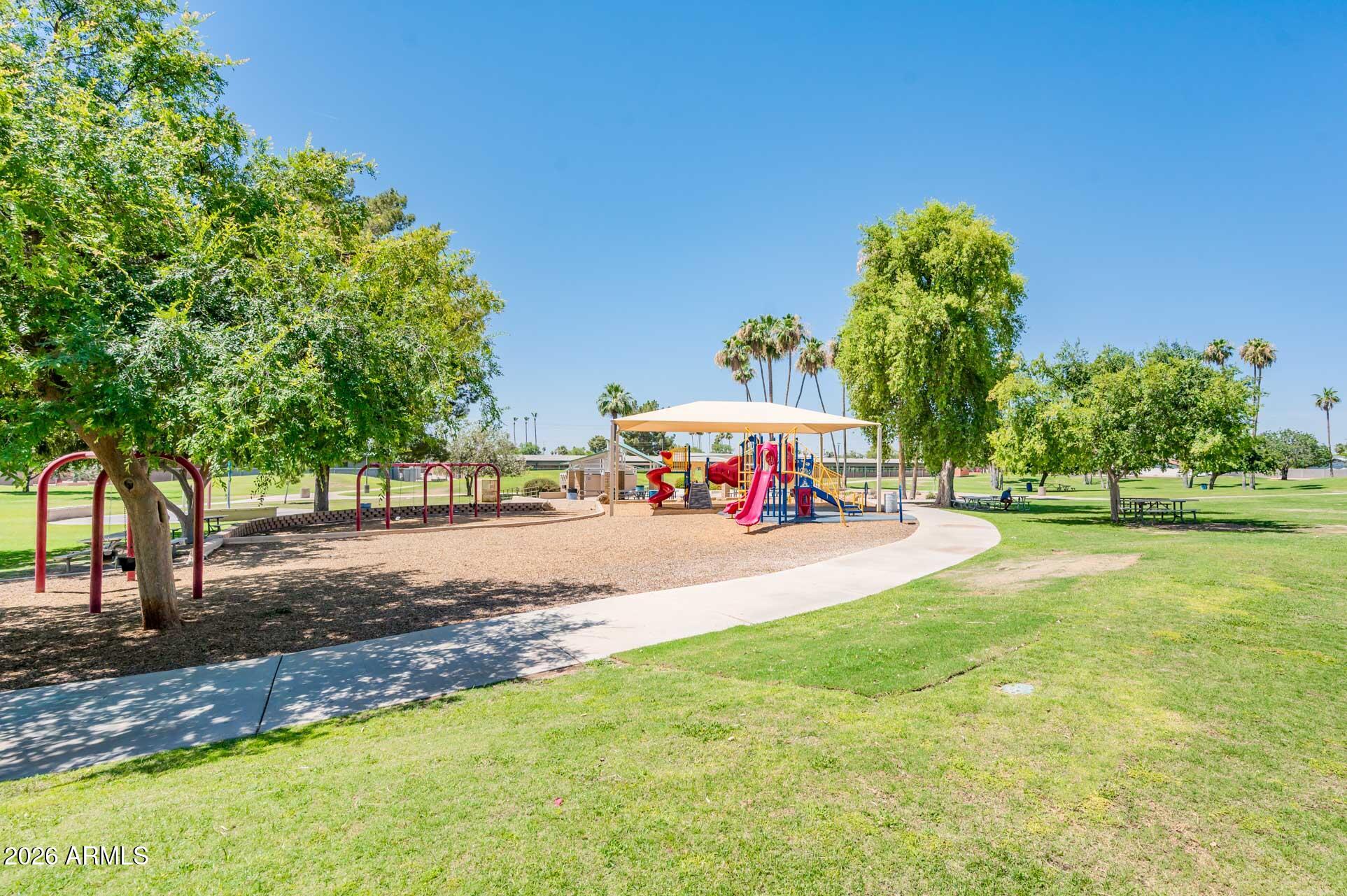 8407 E RANCHO VISTA Drive