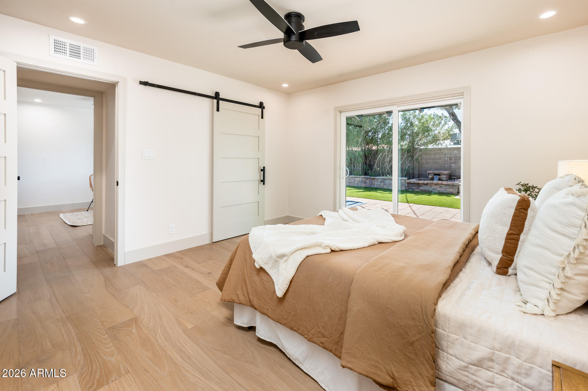 8407 E RANCHO VISTA Drive