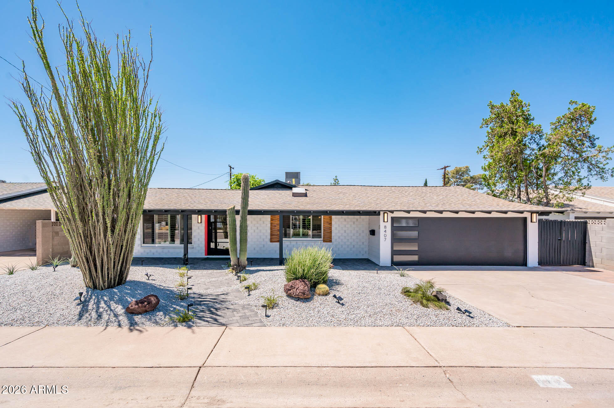 8407 E RANCHO VISTA Drive