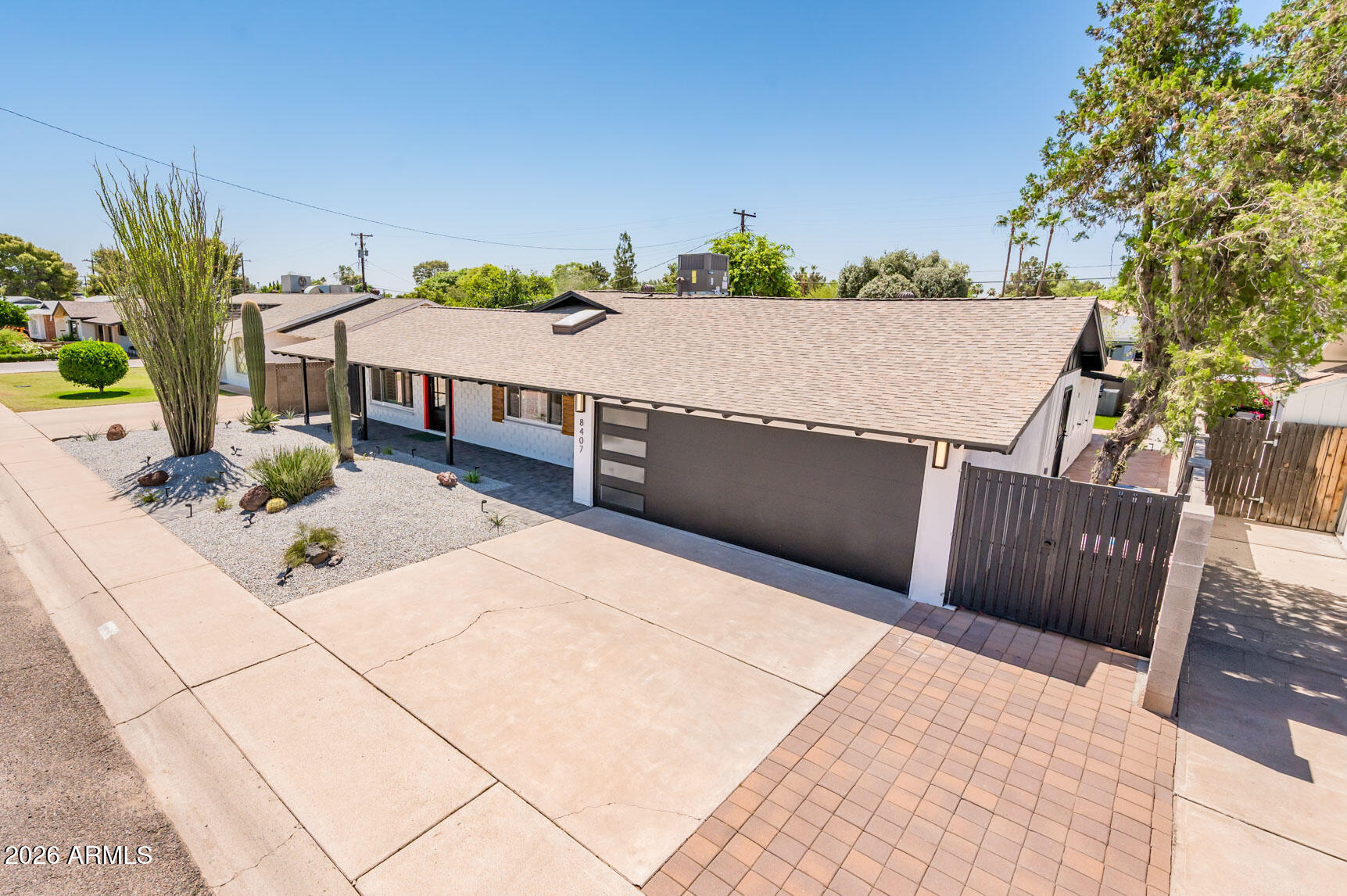 8407 E RANCHO VISTA Drive