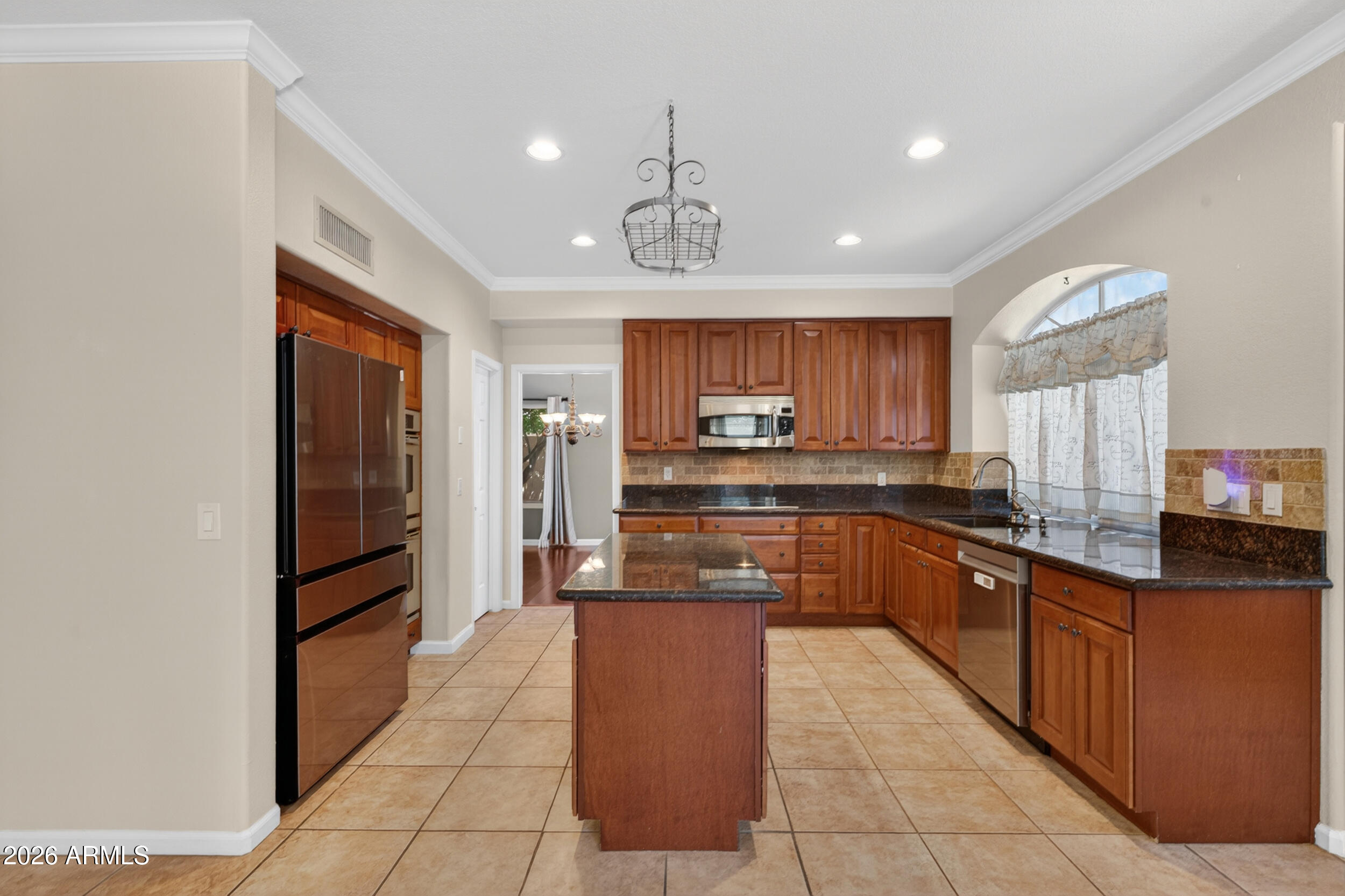 3349 E AMBERWOOD Drive