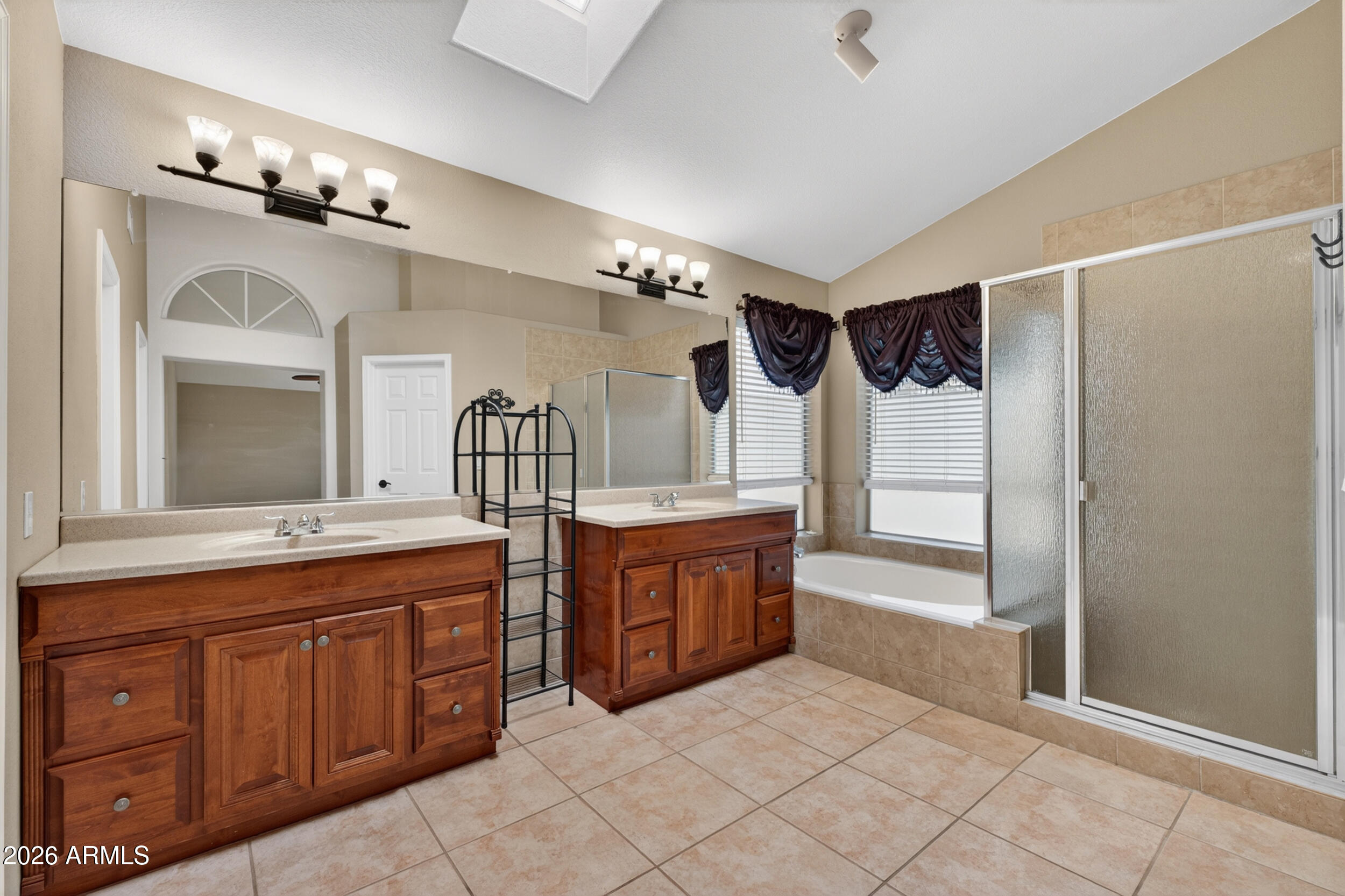 3349 E AMBERWOOD Drive