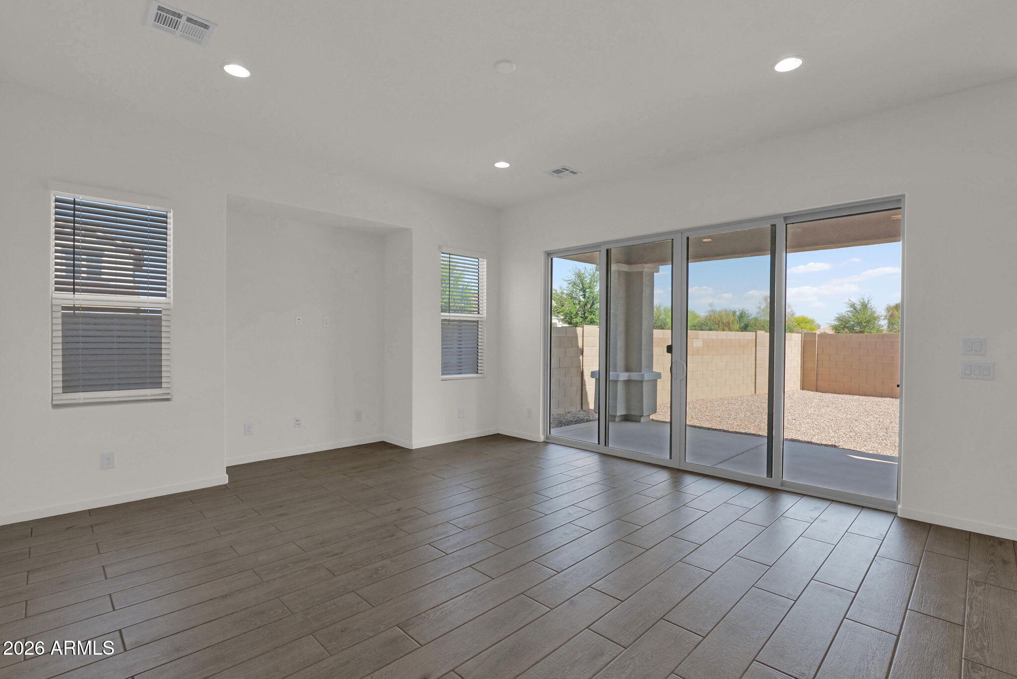 21018 E CALLE LUNA Court