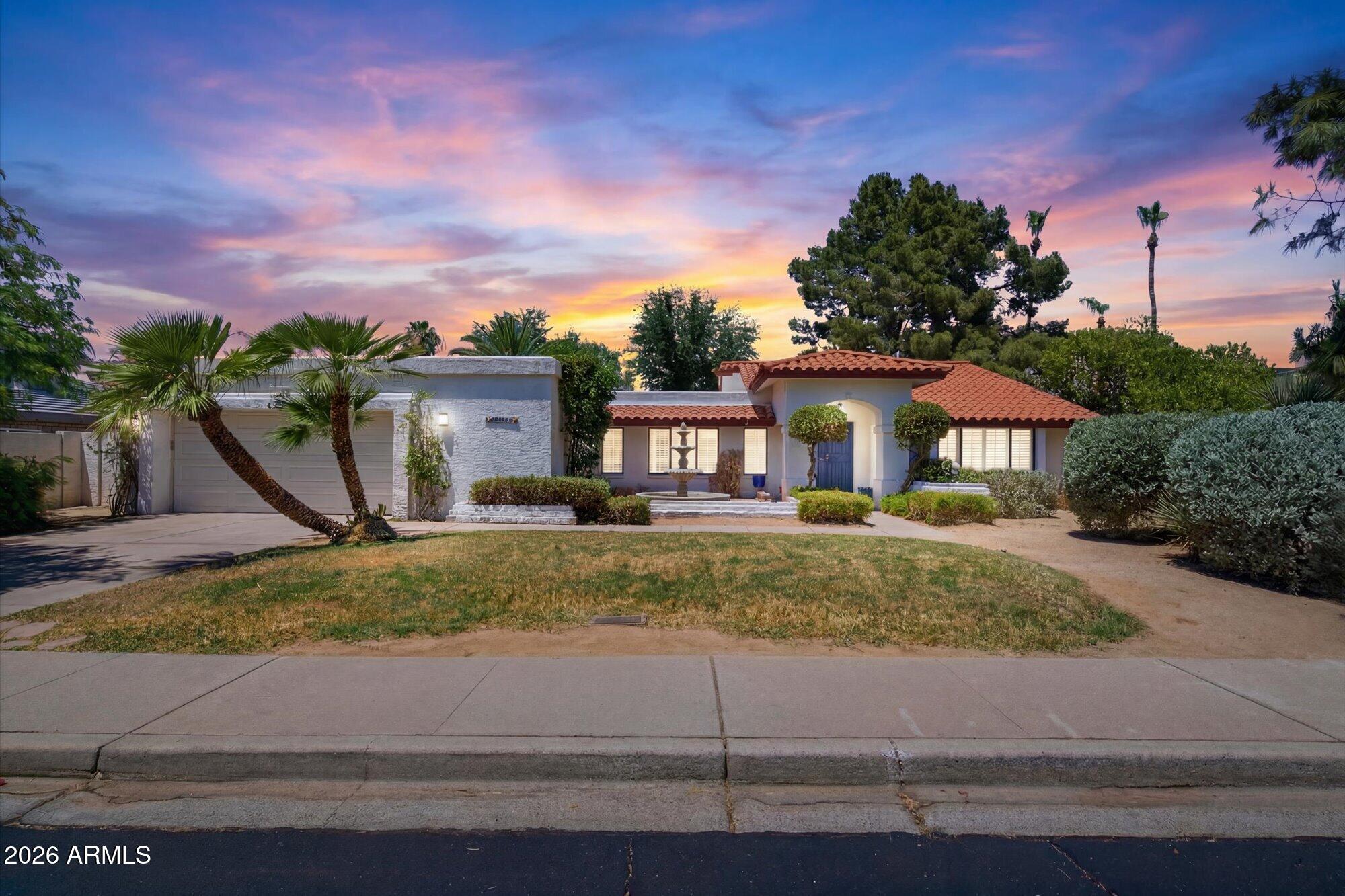 6318 E Paradise Lane