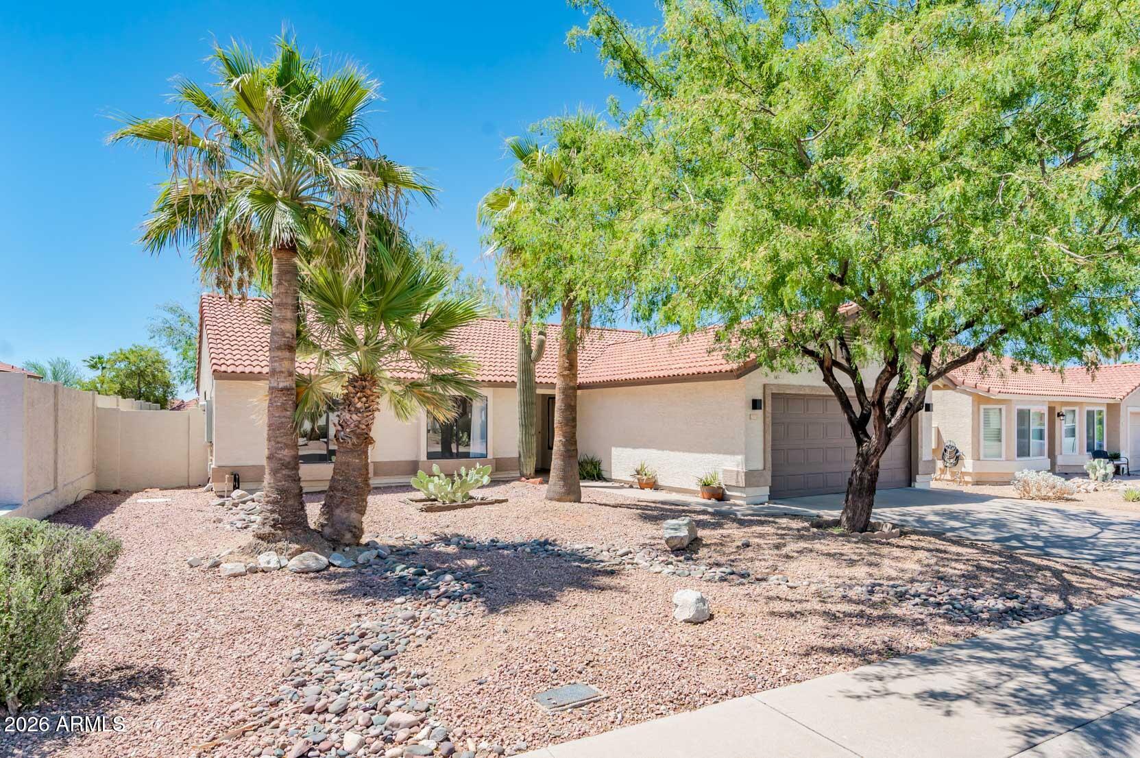 2717 E DRY CREEK Road