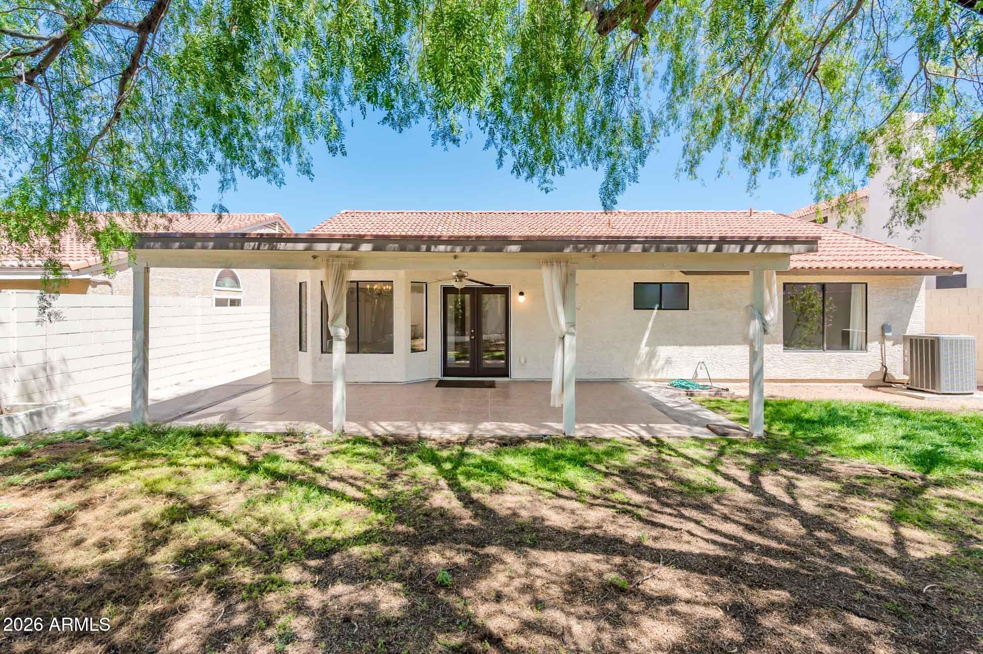 2717 E DRY CREEK Road