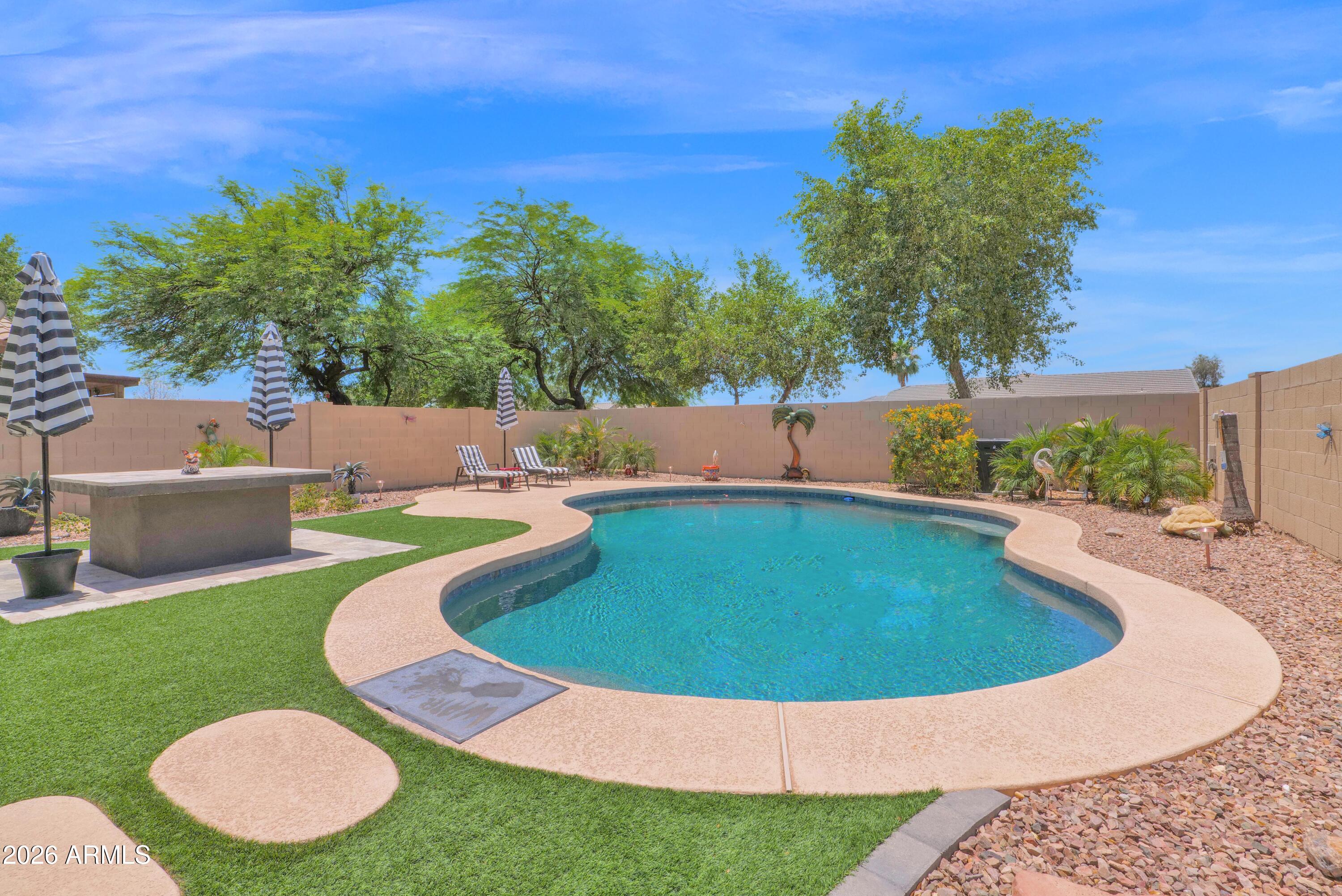 39470 N DUSTY Drive