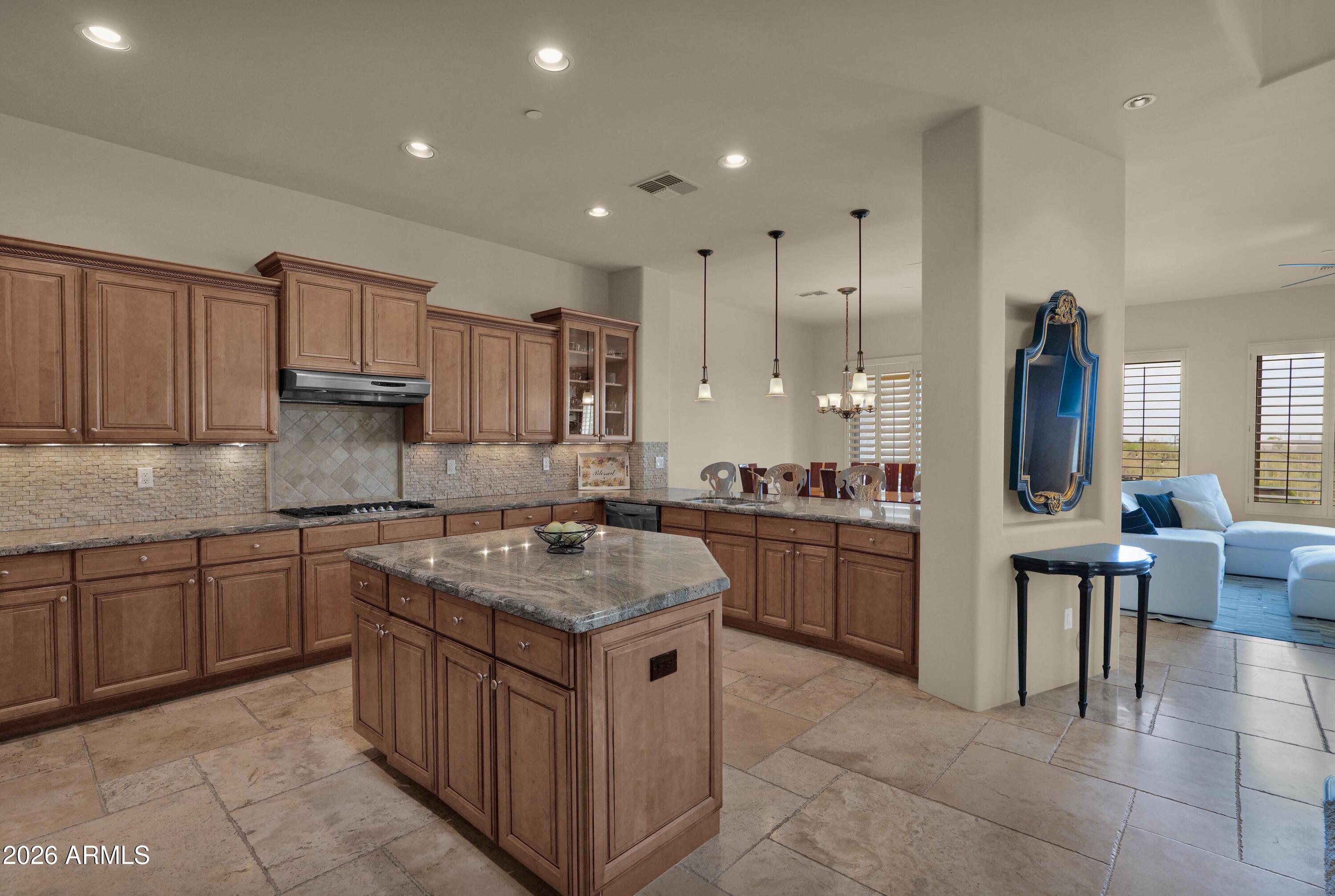 12341 E NORTH Lane
