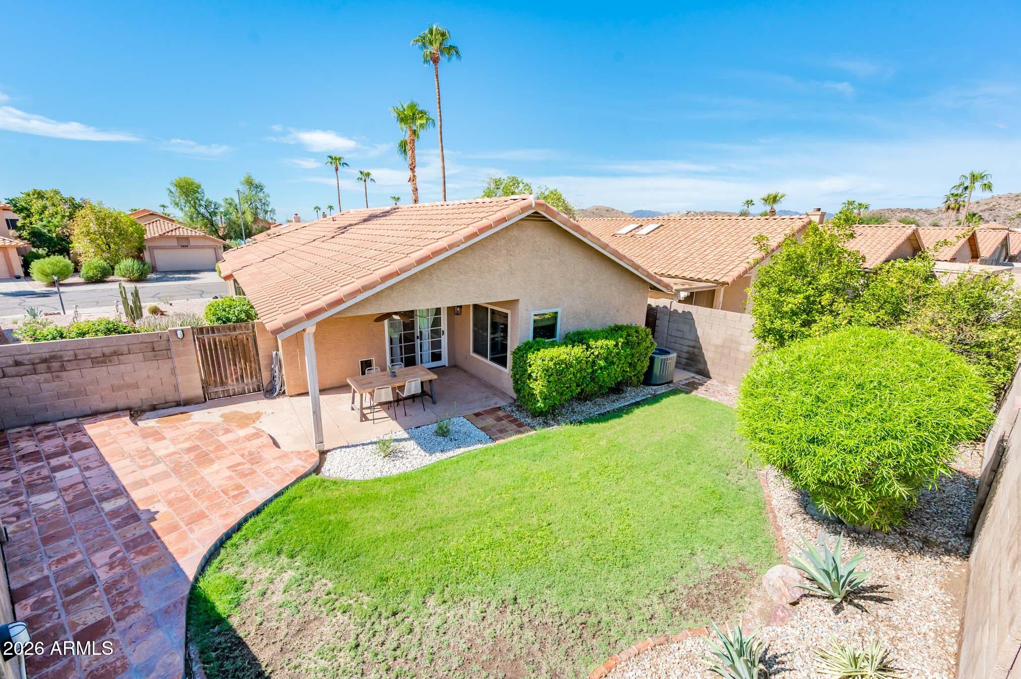 2926 E BROOKWOOD Court