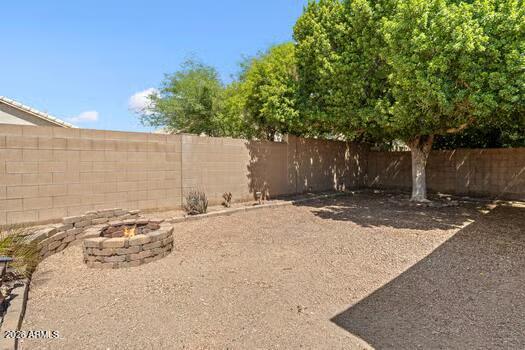 2120 E DONALD Drive
