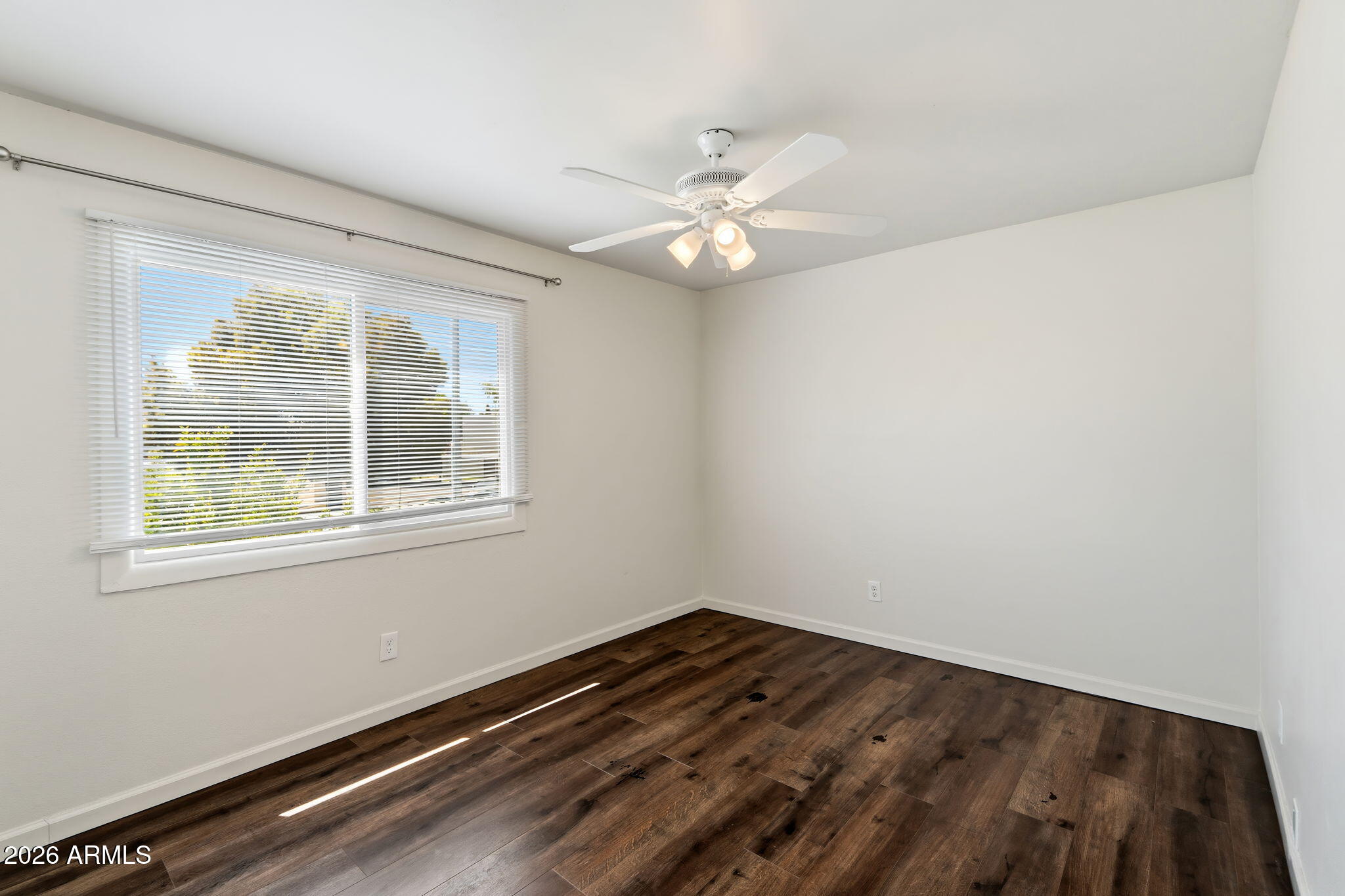 7822 E VALLEY VISTA Drive