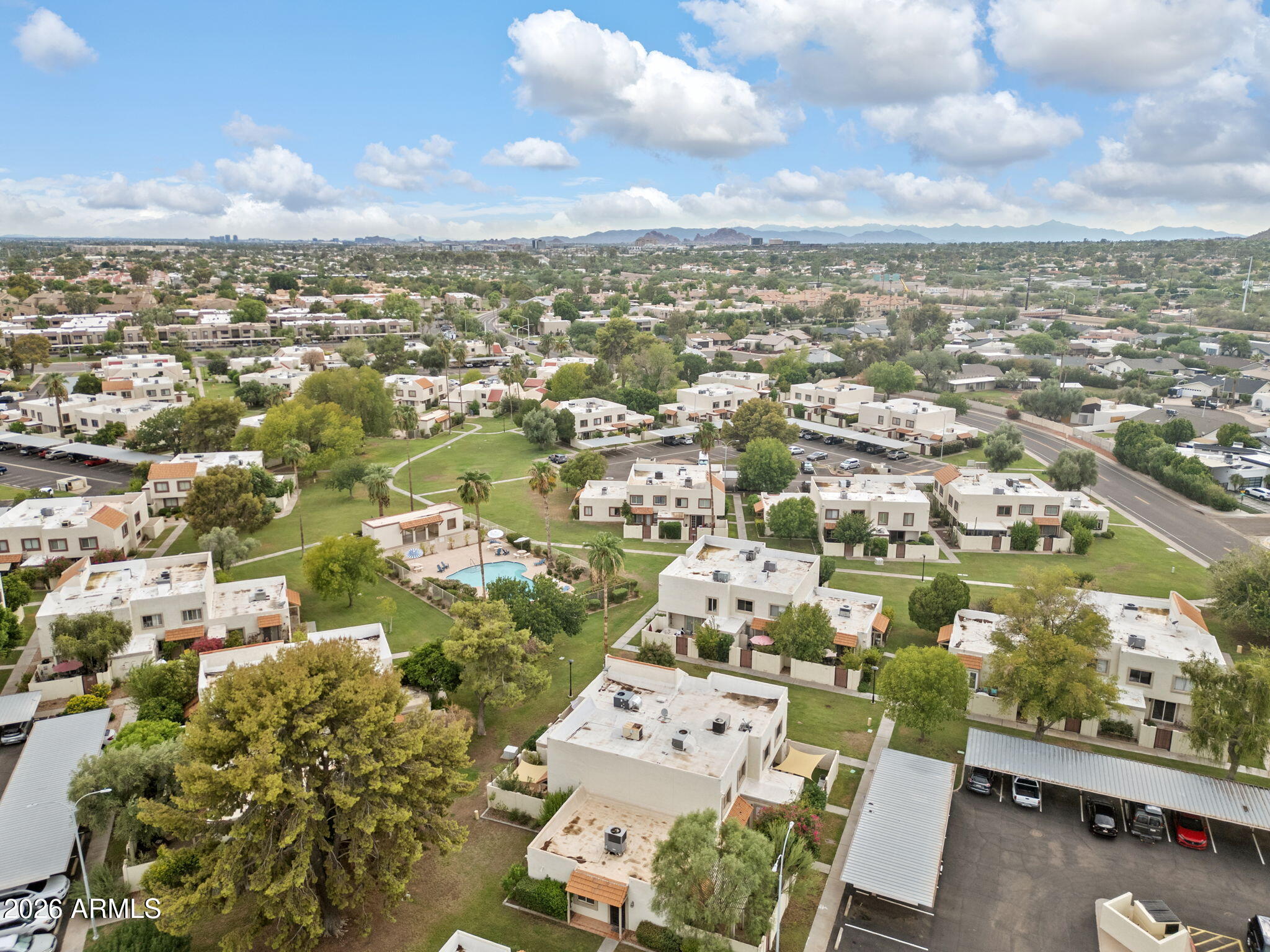 7822 E VALLEY VISTA Drive