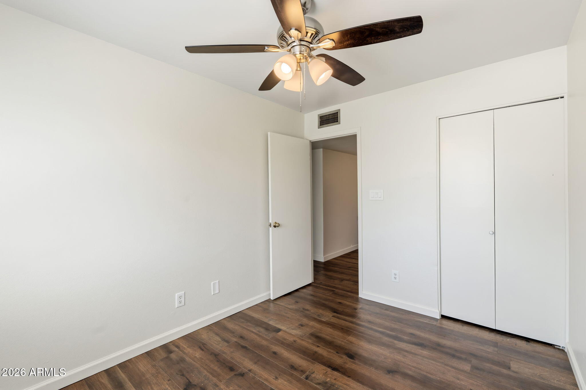 7822 E VALLEY VISTA Drive