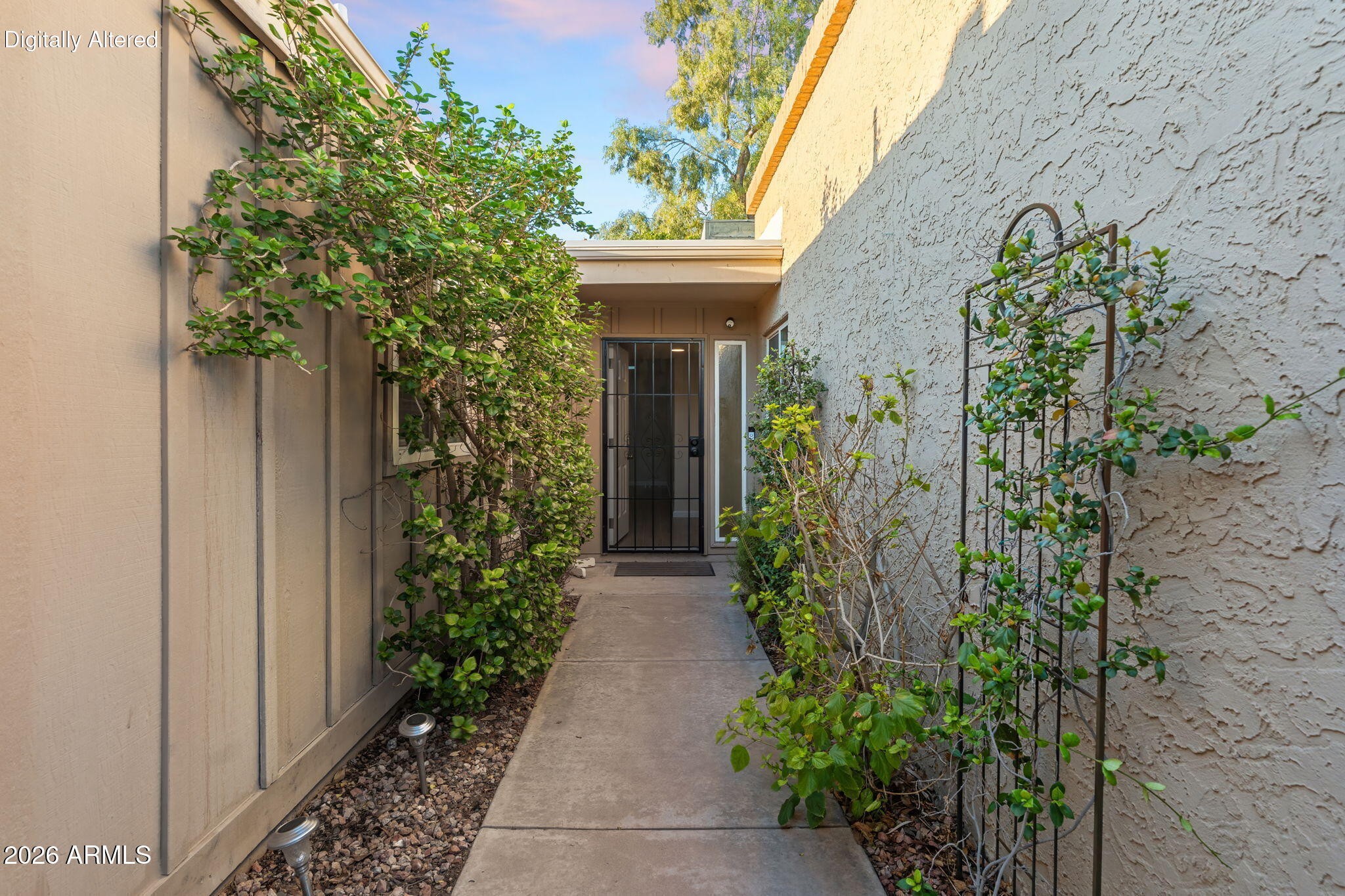 606 E COLGATE Drive