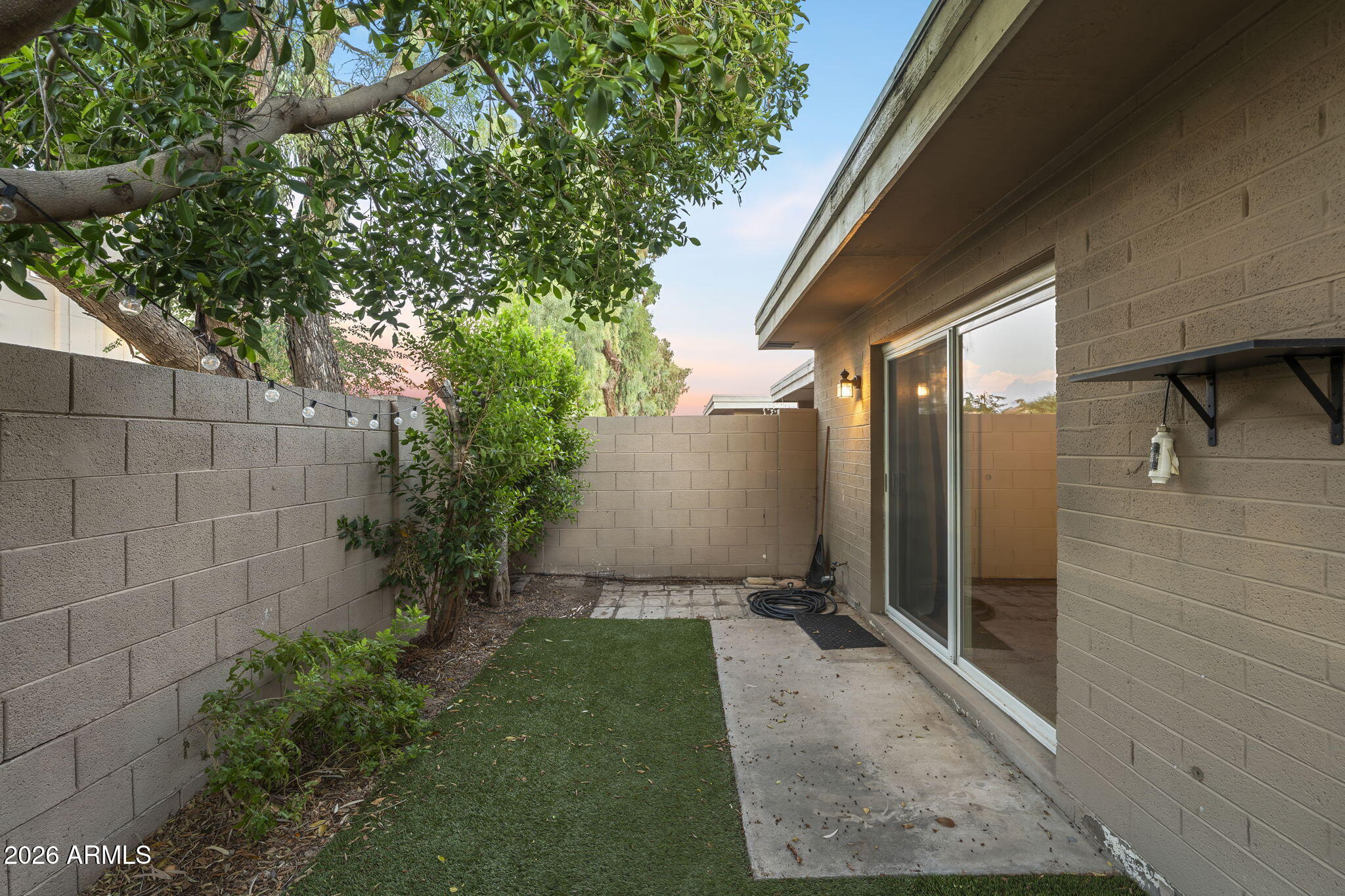 606 E COLGATE Drive