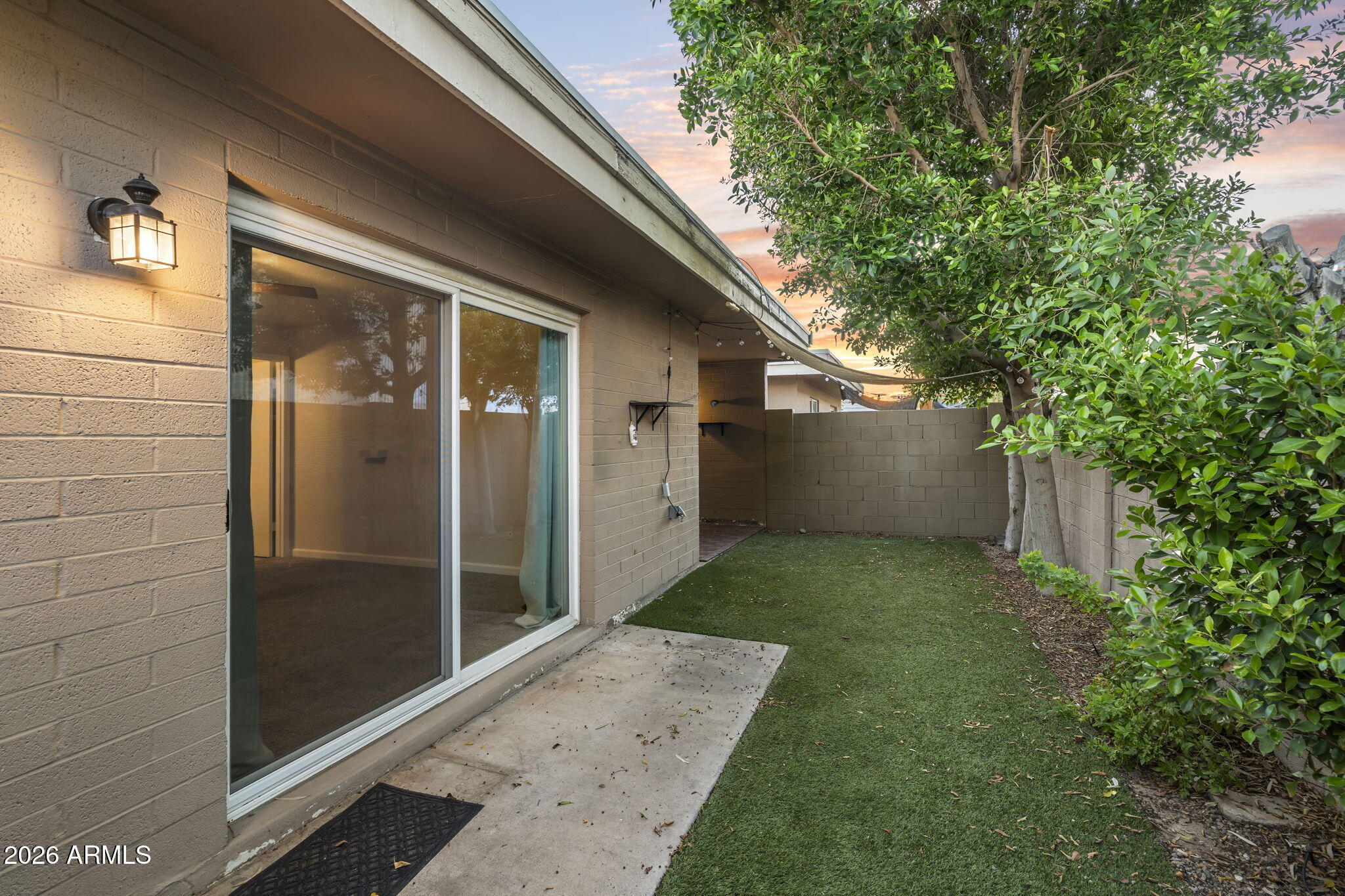 606 E COLGATE Drive