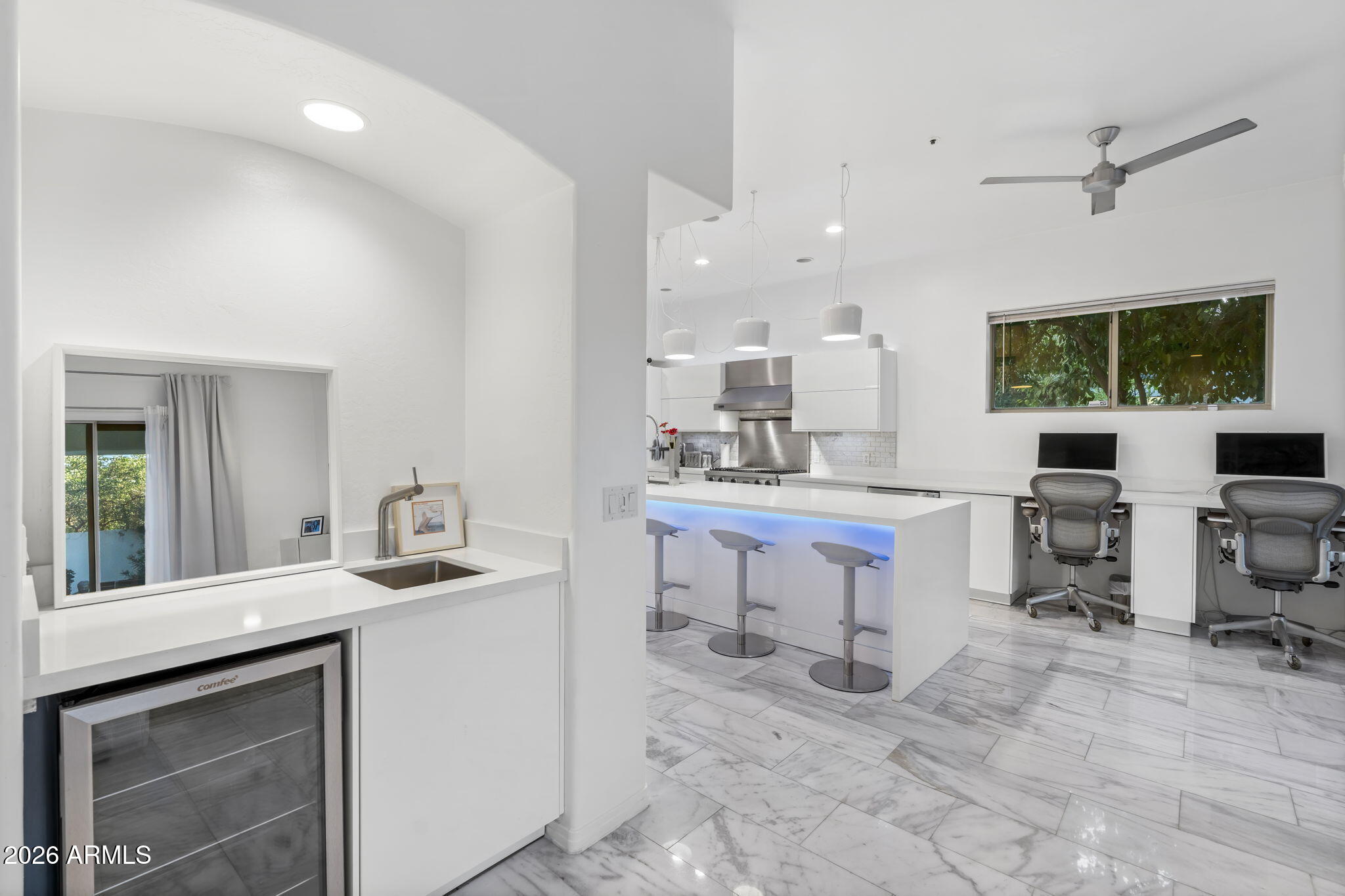 7616 E SIERRA VISTA Drive