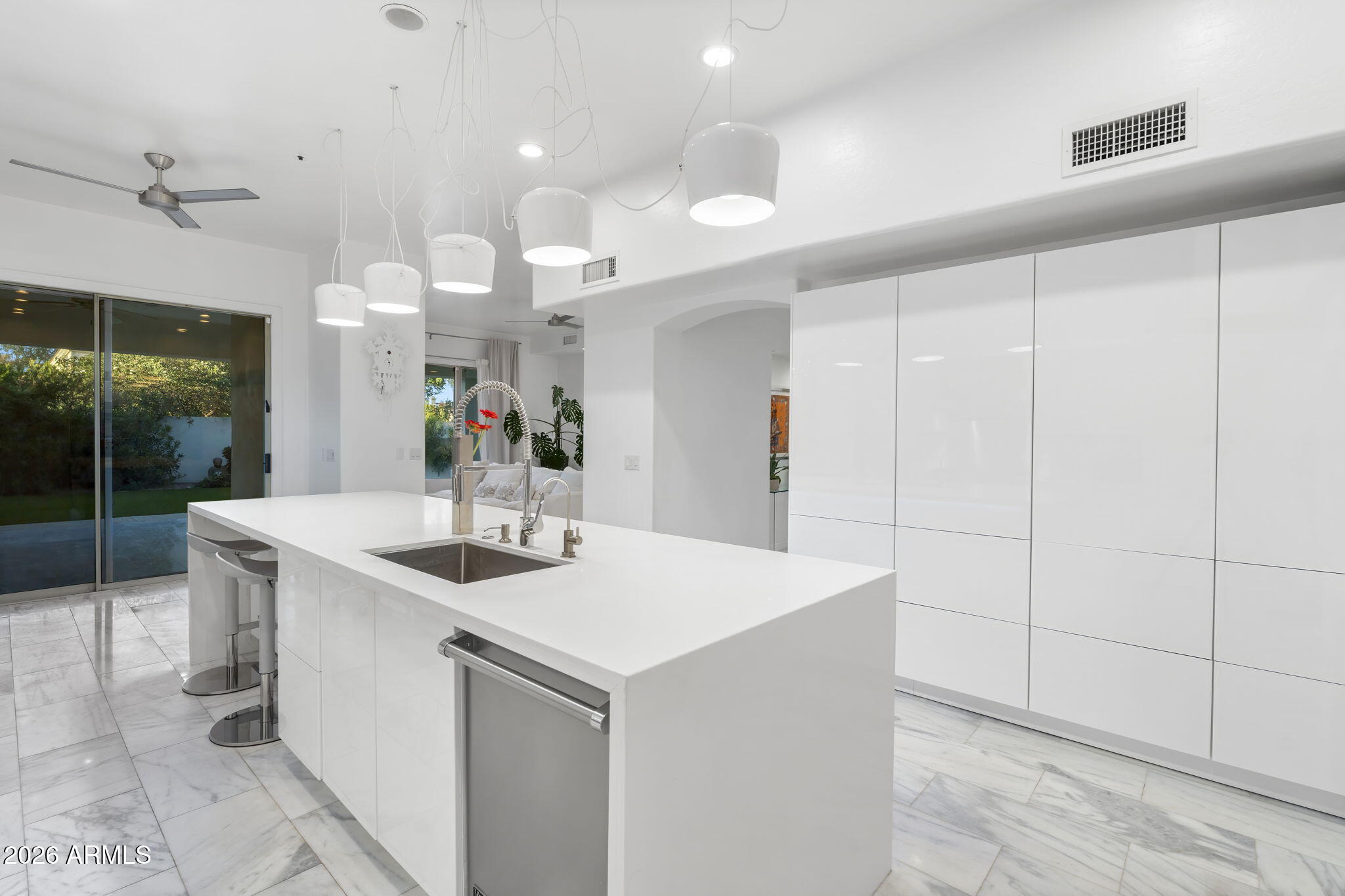 7616 E SIERRA VISTA Drive