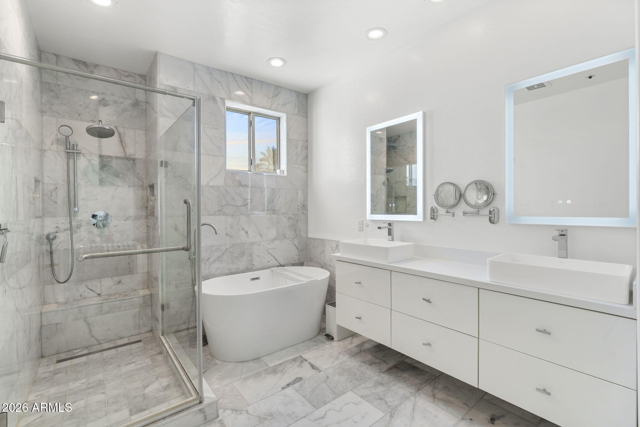 7616 E SIERRA VISTA Drive
