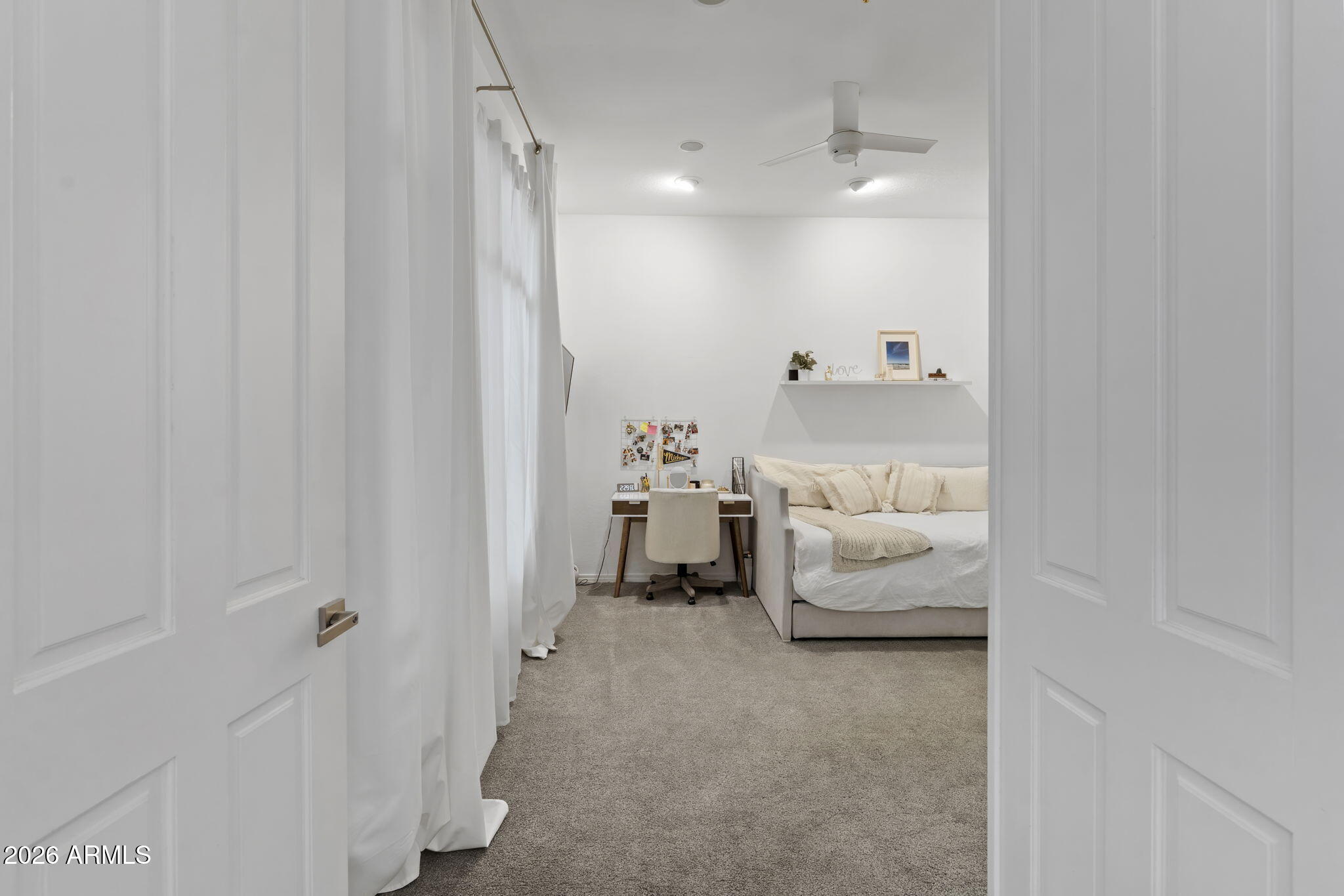 7616 E SIERRA VISTA Drive