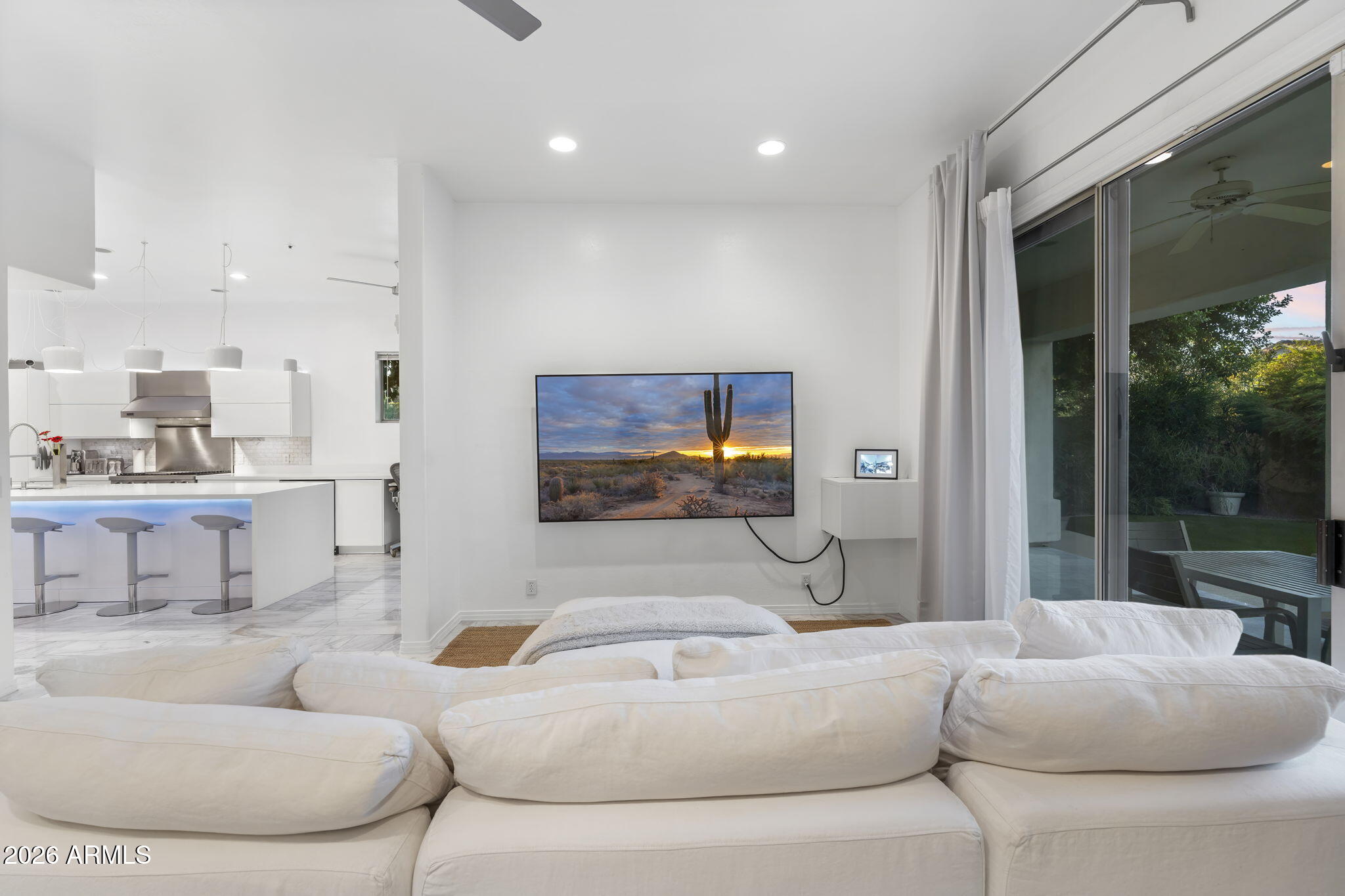 7616 E SIERRA VISTA Drive