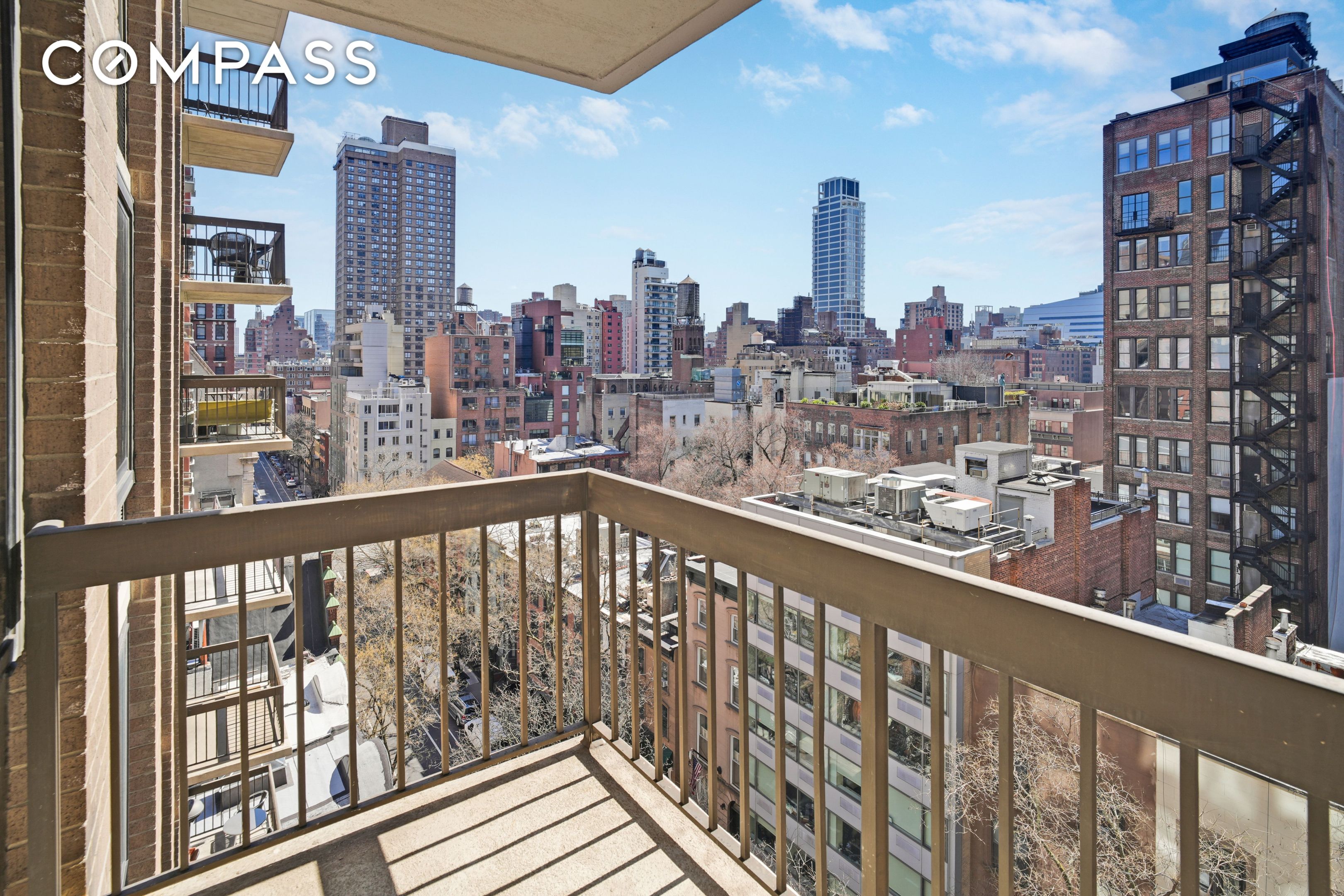 111 E 30th Street 11C