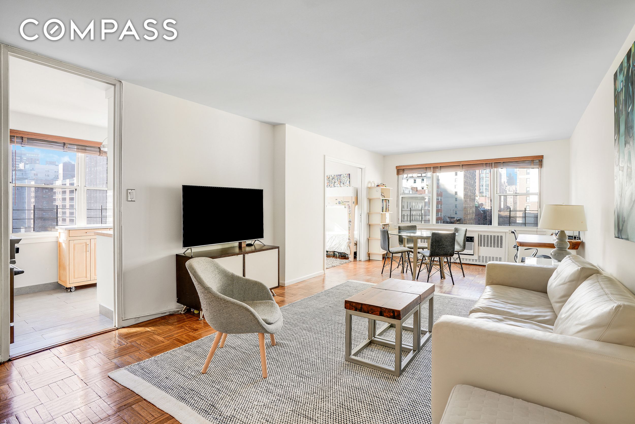 201 E 37th Street 11D