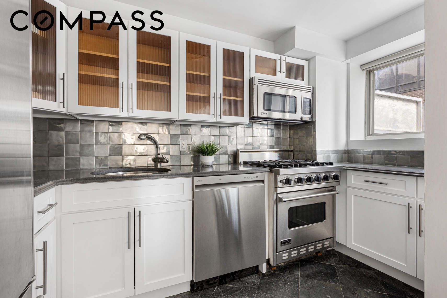 321 E 48th Street 14B