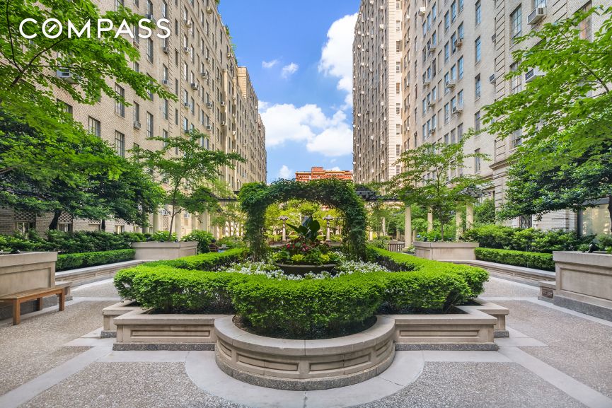 340 W 57th Street 8E