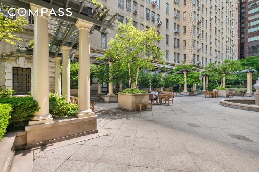 340 W 57th Street 8E