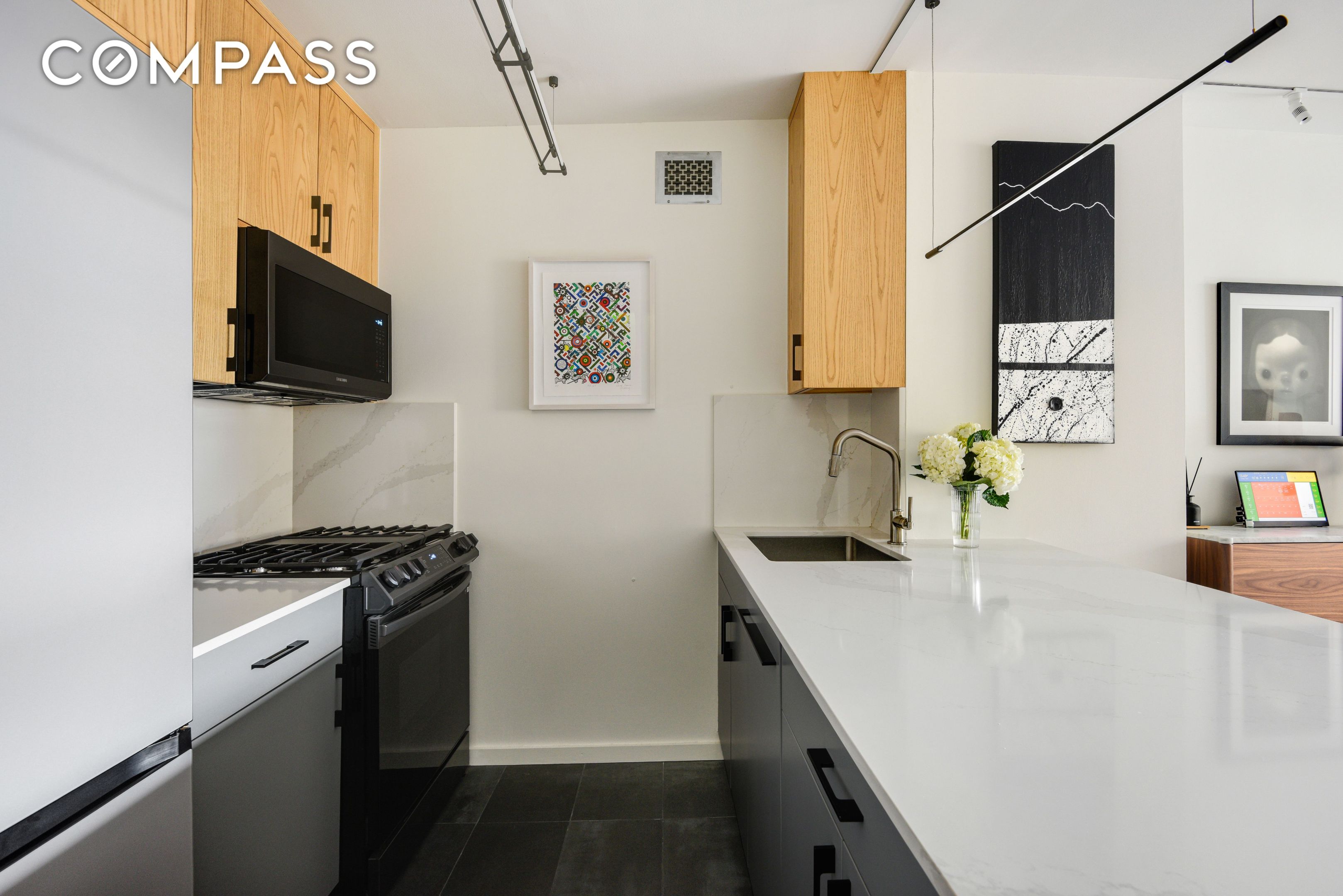 30 W 63rd Street 11V