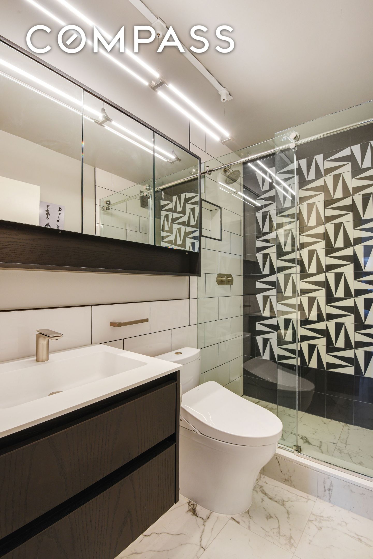 30 W 63rd Street 11V