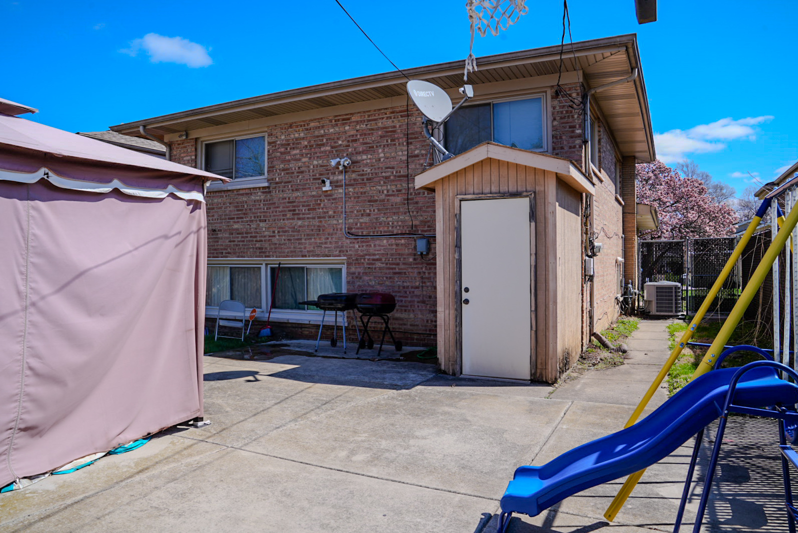 14404 Ingleside Avenue