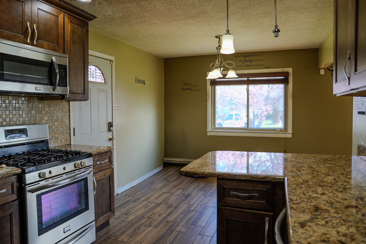 14404 Ingleside Avenue