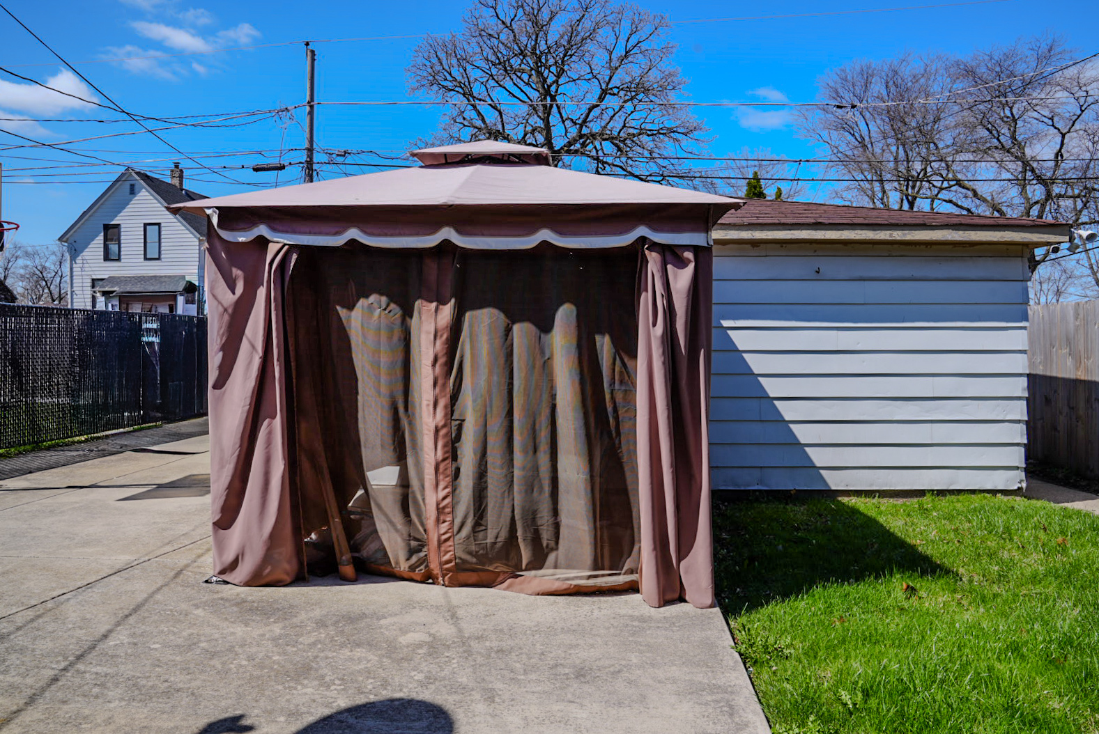 14404 Ingleside Avenue