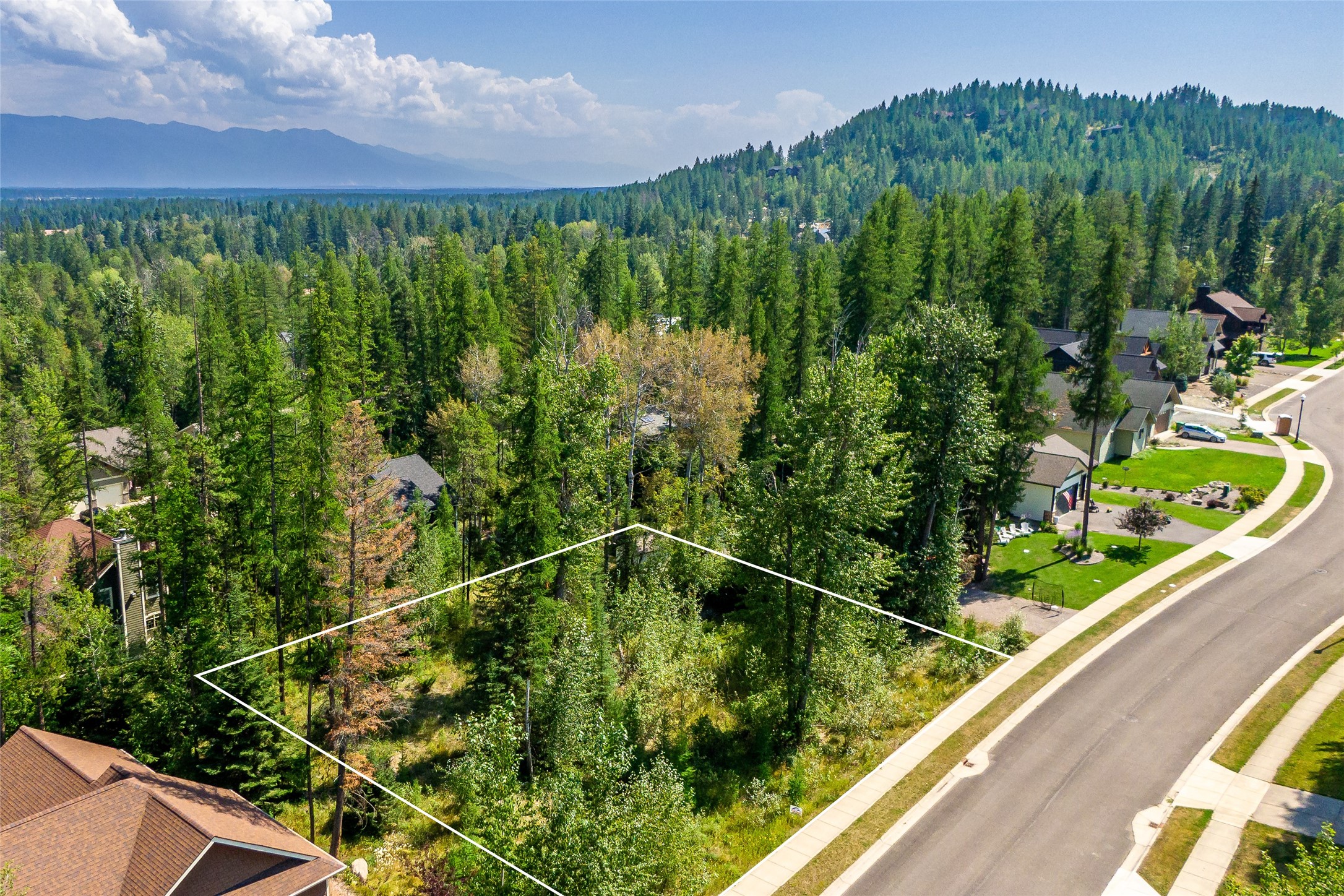 1041 Meadowlark Lane