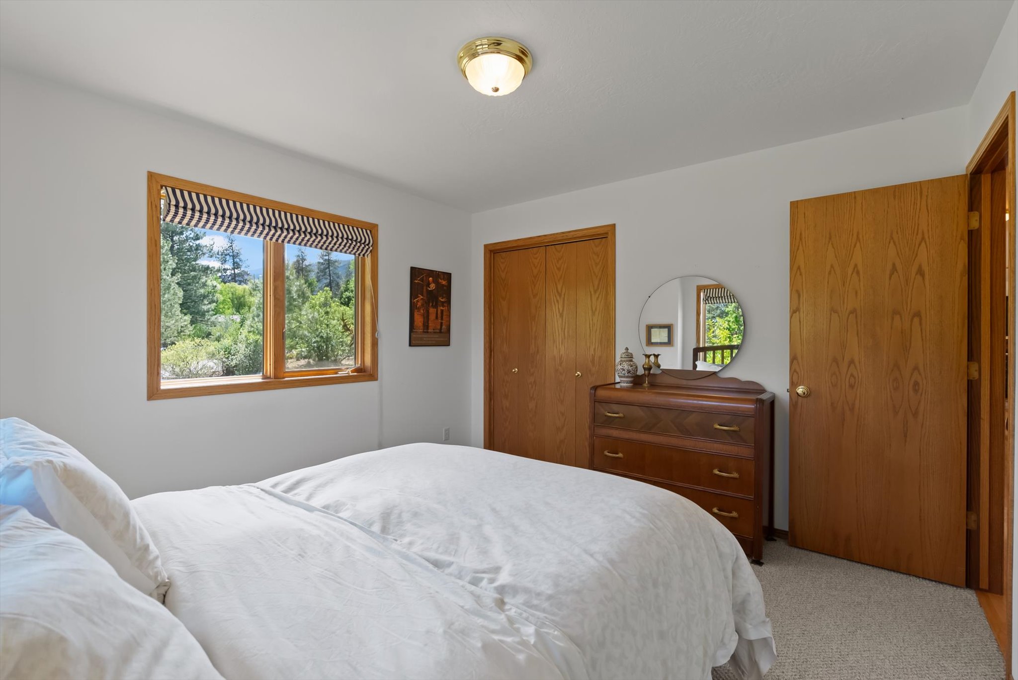 292 Tie Chute Lane