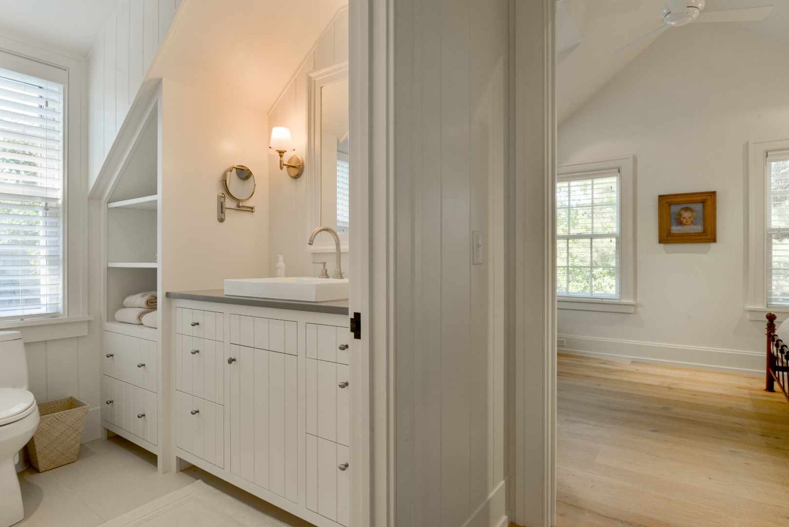 18 Creek Lane