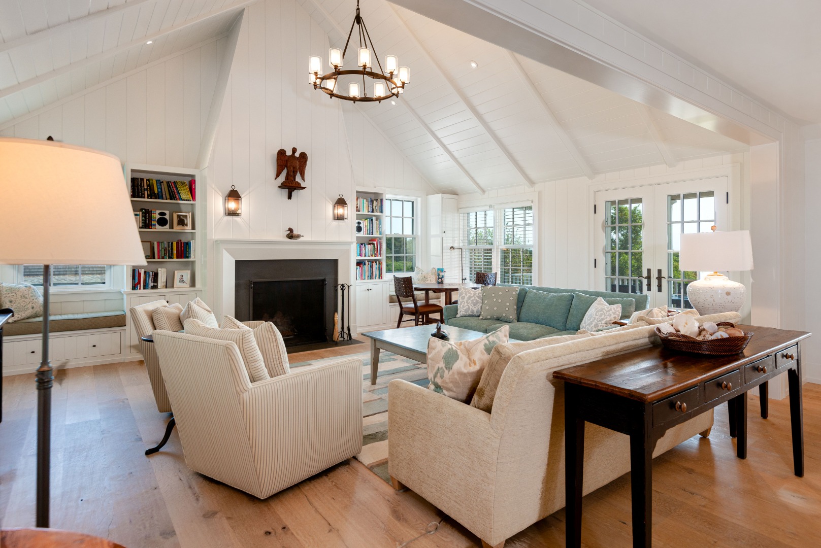 18 Creek Lane
