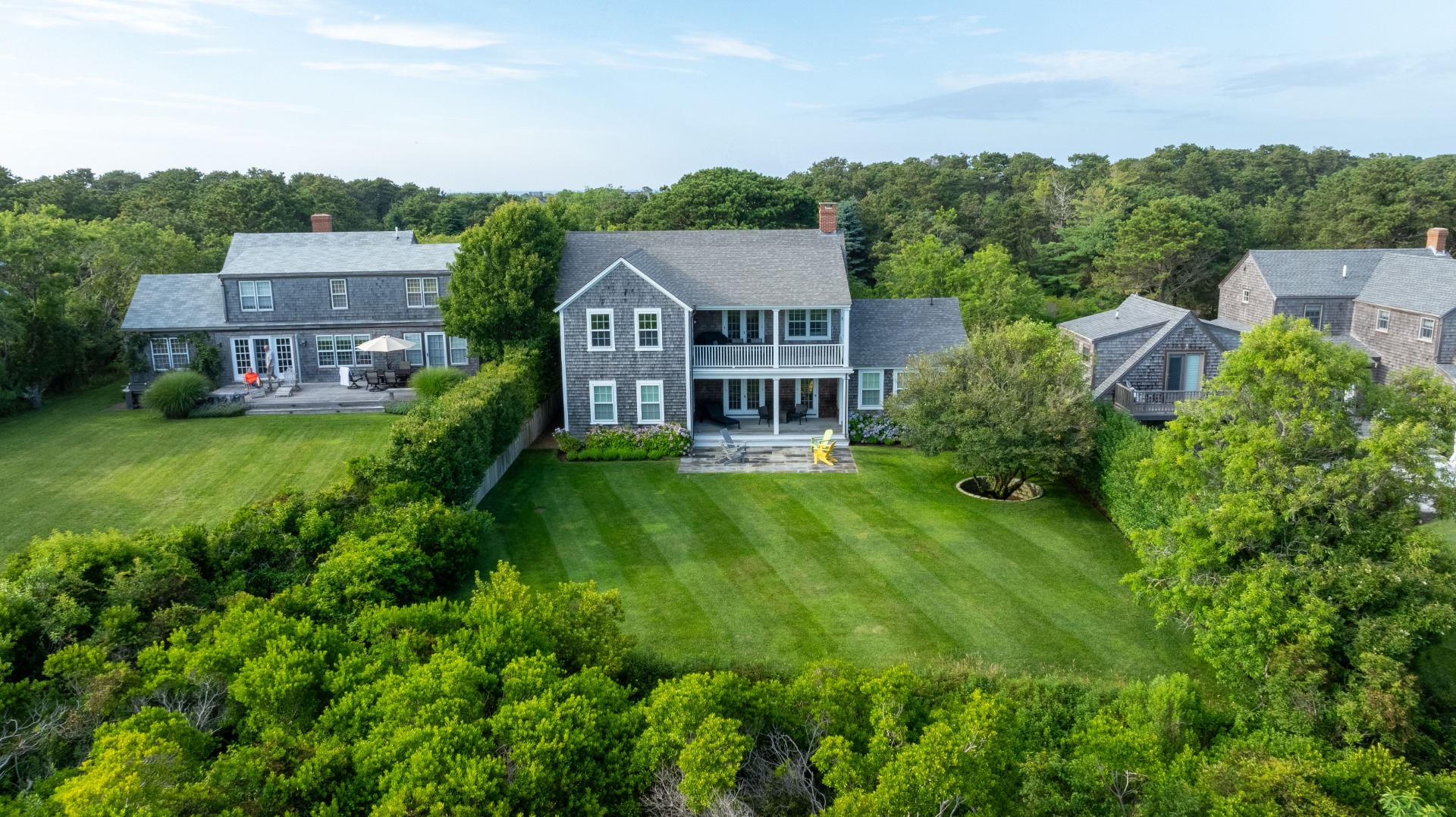 18 Creek Lane