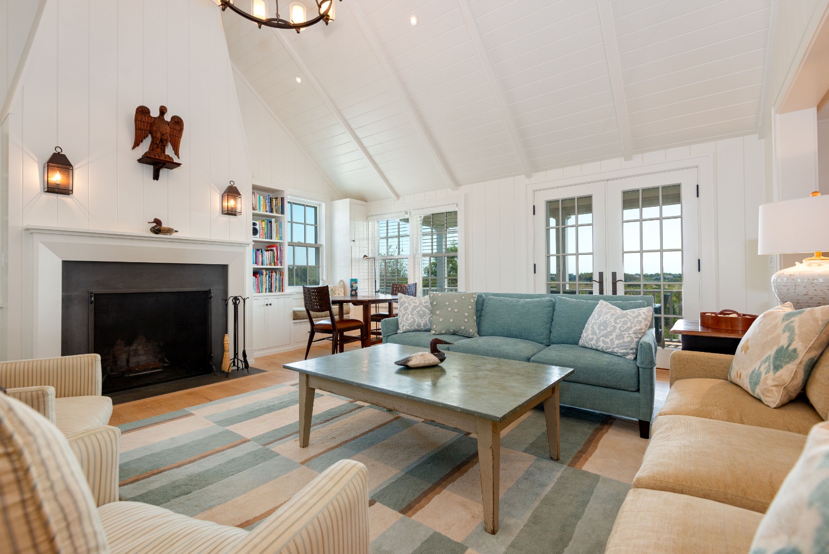 18 Creek Lane