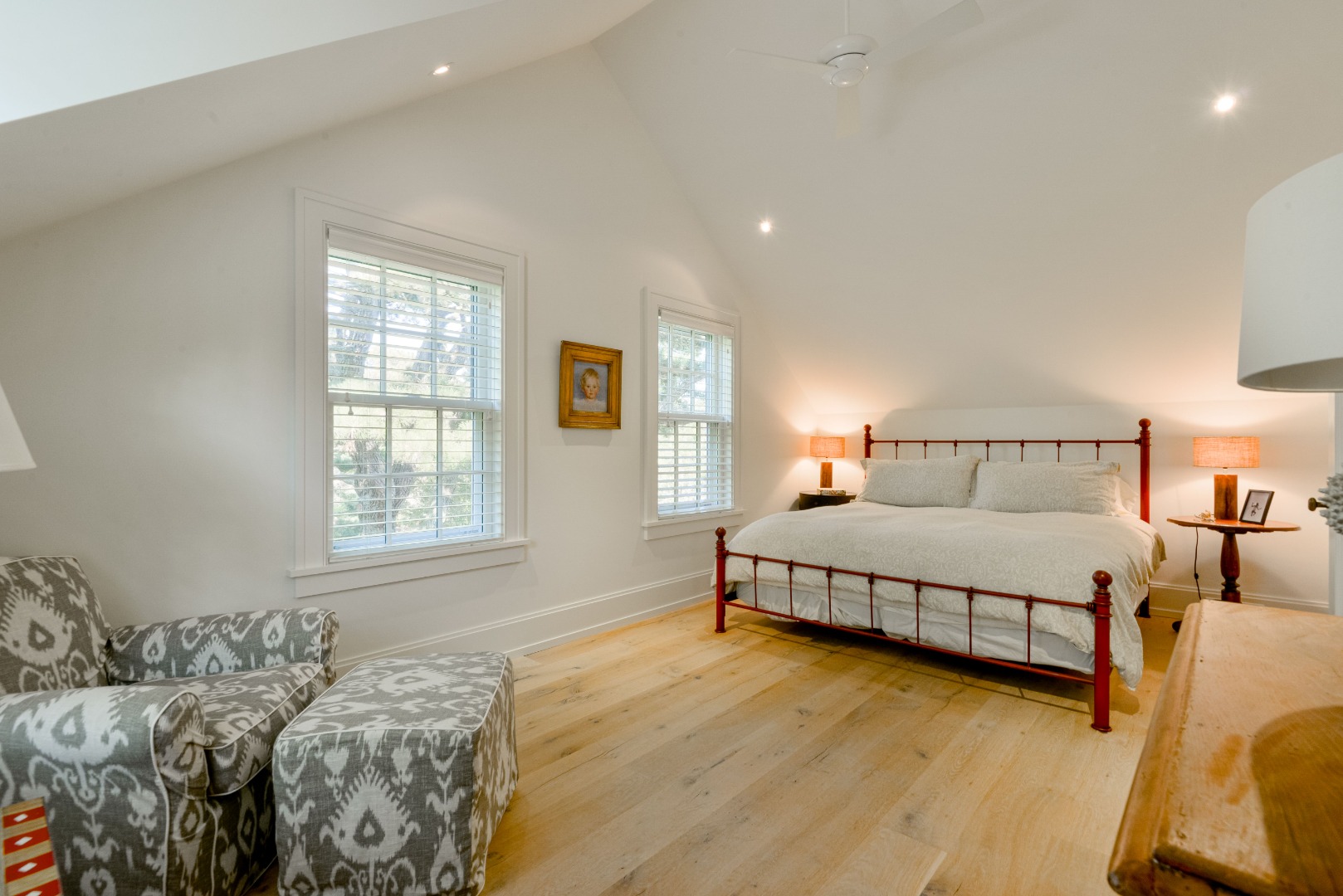 18 Creek Lane