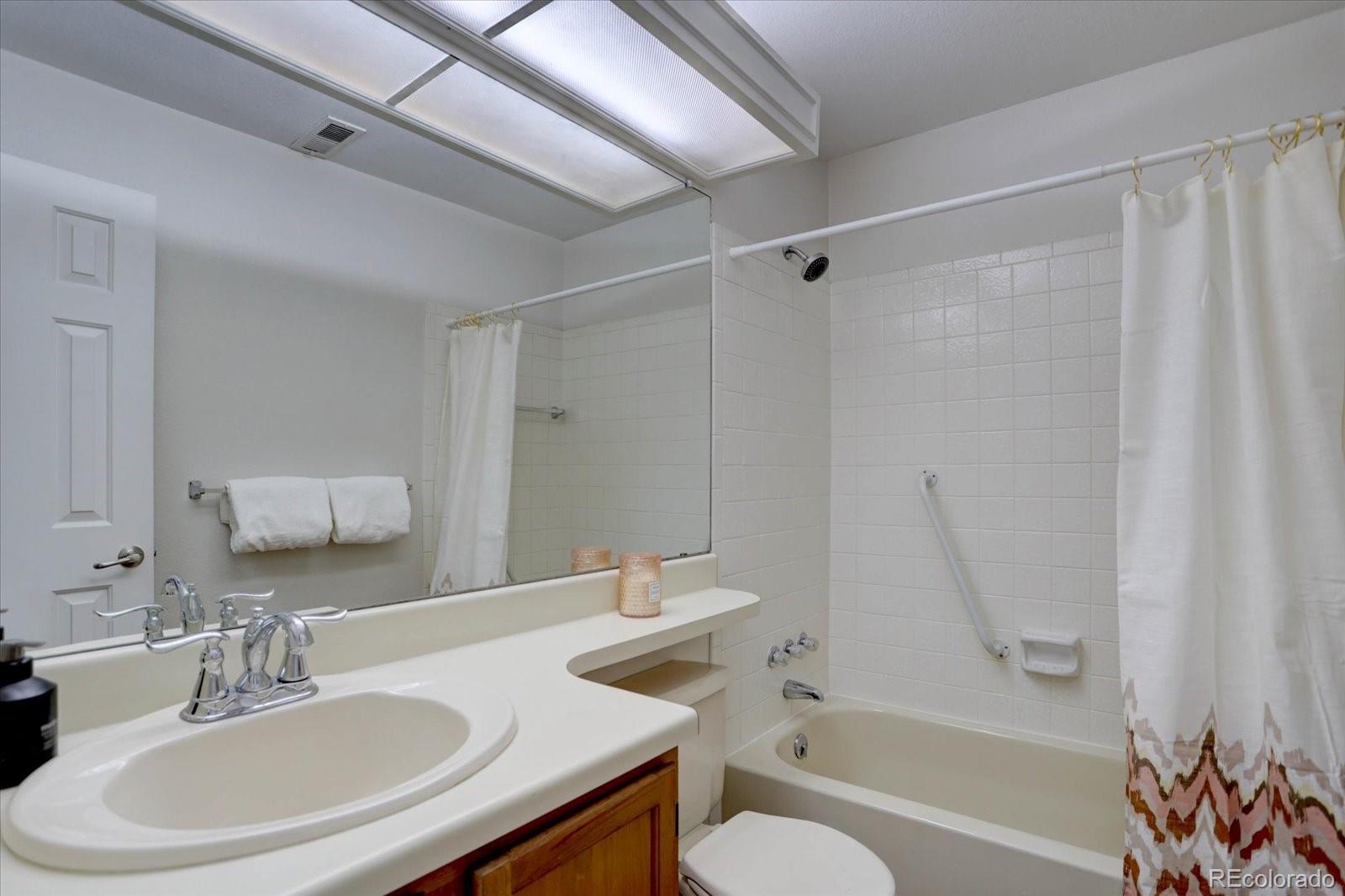 3030 W Prentice Avenue Unit: G