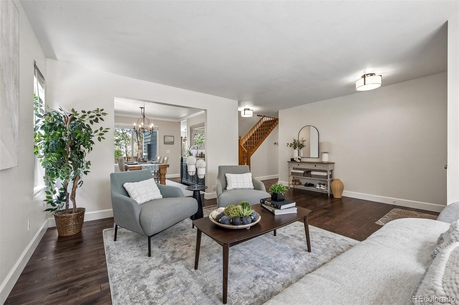 335 Wessex Circle