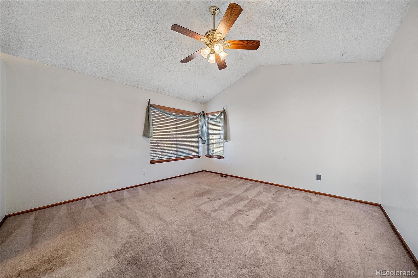 4776 N Wildflowers Way