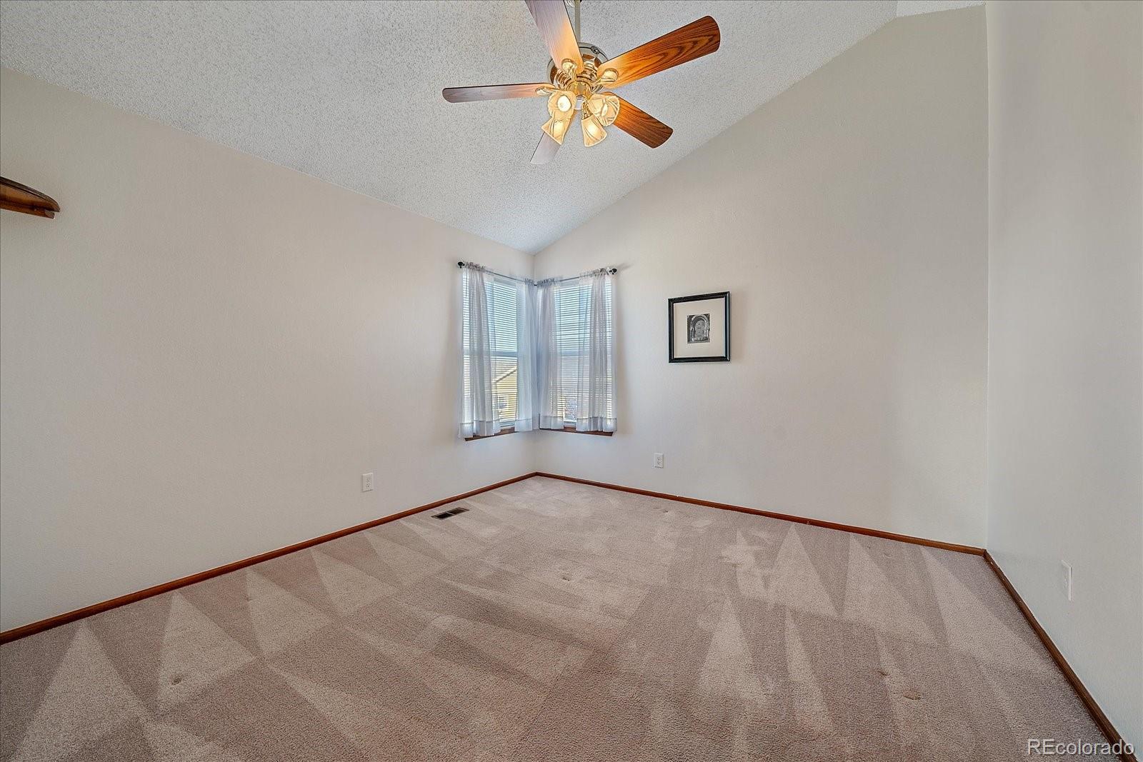 4776 N Wildflowers Way