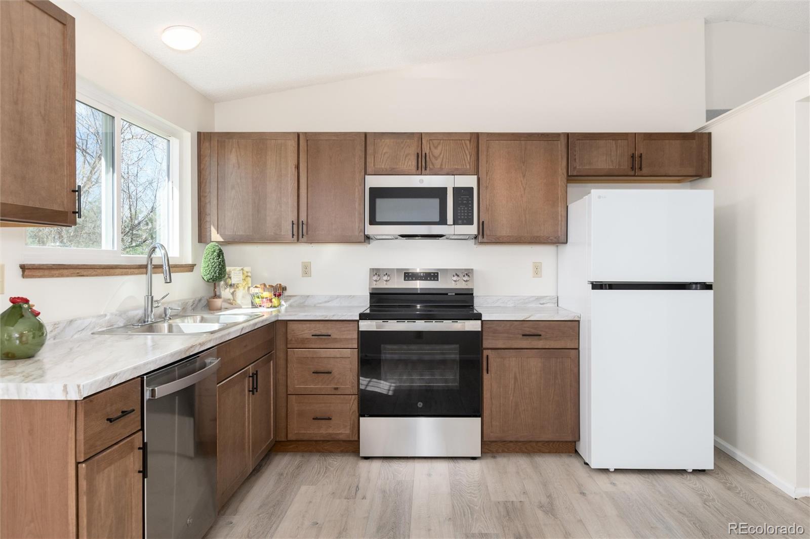 8824 W Ontario Avenue