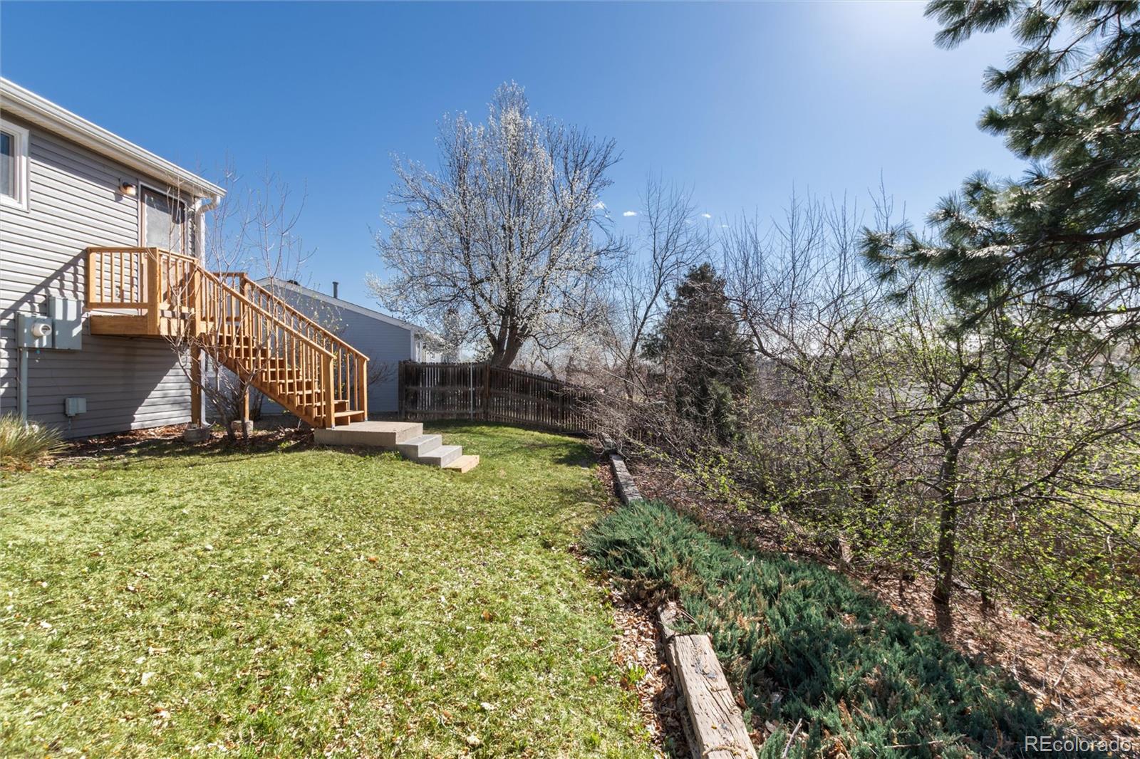 8824 W Ontario Avenue